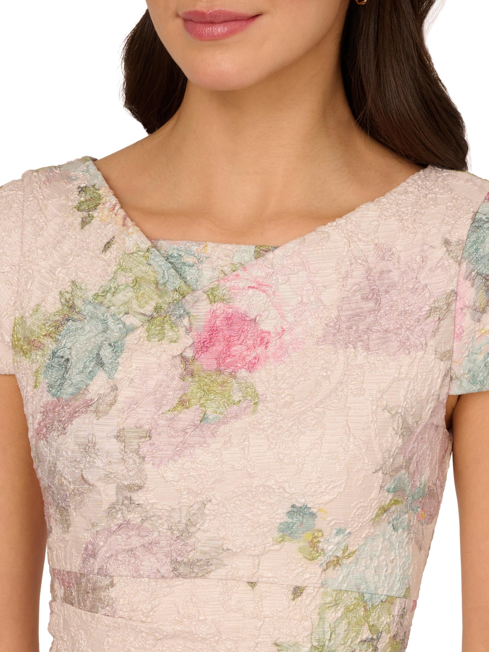 Adrianna Papell Women's Elegant Matelasse Cocktail Dress for Evening Parties, Weddings & Special Occasions - Plus Size Options Available
