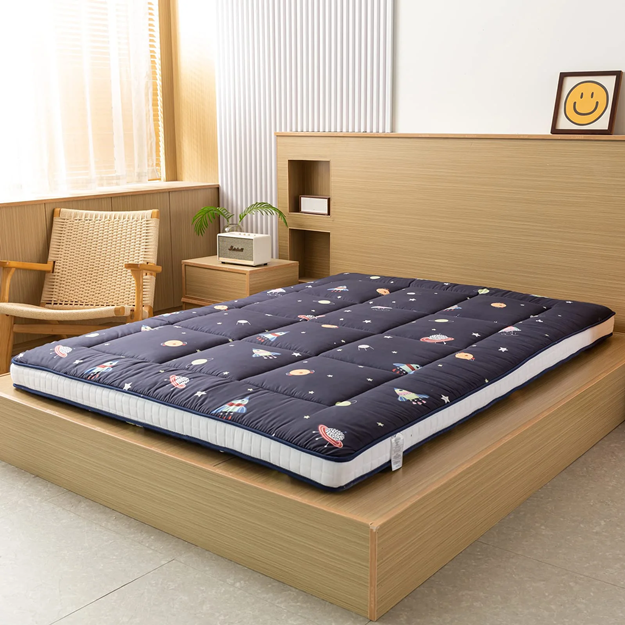 MAXYOYO Japanese Futon Mattress - Thick Padded Floor Mattress for Camping, Guest Bed & Couch | Portable Tatami Style Sleeping Mat for Indoor/Outdoor Use