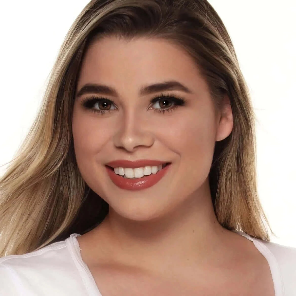 4 in 1 Foundation Stick - Cream to Velvet Matte Finish, Long Lasting Full Coverage Makeup for Flawless Skin | Perfect for Daily Wear, Special Occasions & On-the-Go Touch Ups