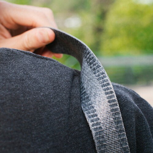 Peak Design Slide Lite Camera Strap (Ash Gray) - Comfortable Adjustable Neck Strap for DSLR & Mirrorless Cameras - Perfect for Travel, Hiking & Photography Enthusiasts
