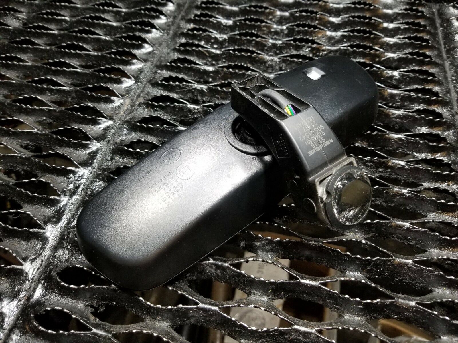 2006-2010 BMW 650i E63 Genuine OEM Interior Rear View Mirror - Perfect for Replacement & Car Restoration Projects