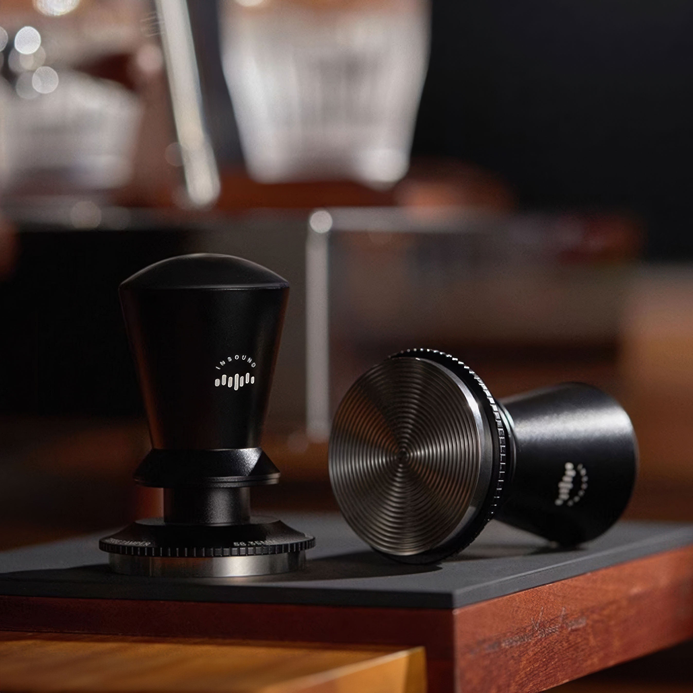 MUVNA 58mm Electric Coffee Tamper with Digital Screen - Perfect for Espresso Machines & Home Baristas