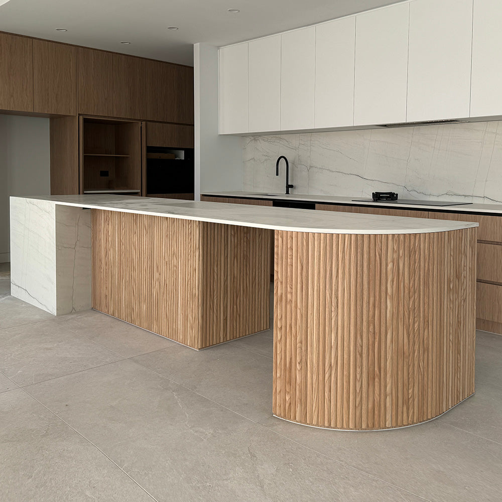 WOODFLEX Flexible Wooden Slat Under Bench Counter Panel - Oak Veneer 900mm x 600mm Half Round for Kitchen Islands & Bar Counters