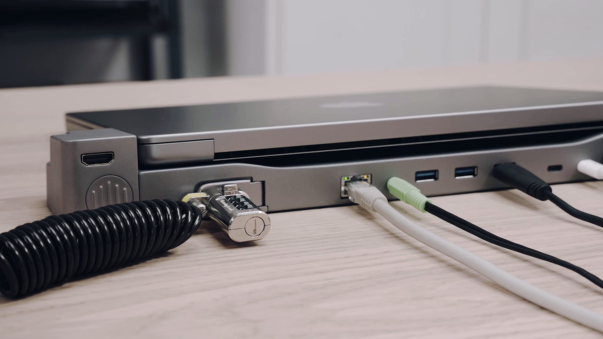 LandingZone Docking Station for 16-inch M1/M2/M3/M4 Pro & Max MacBook Pro (A2485, A2780, A2991, A3403, A3186) - New Firmware - Perfect for Home Office, Video Editing & Multi-Screen Productivity
