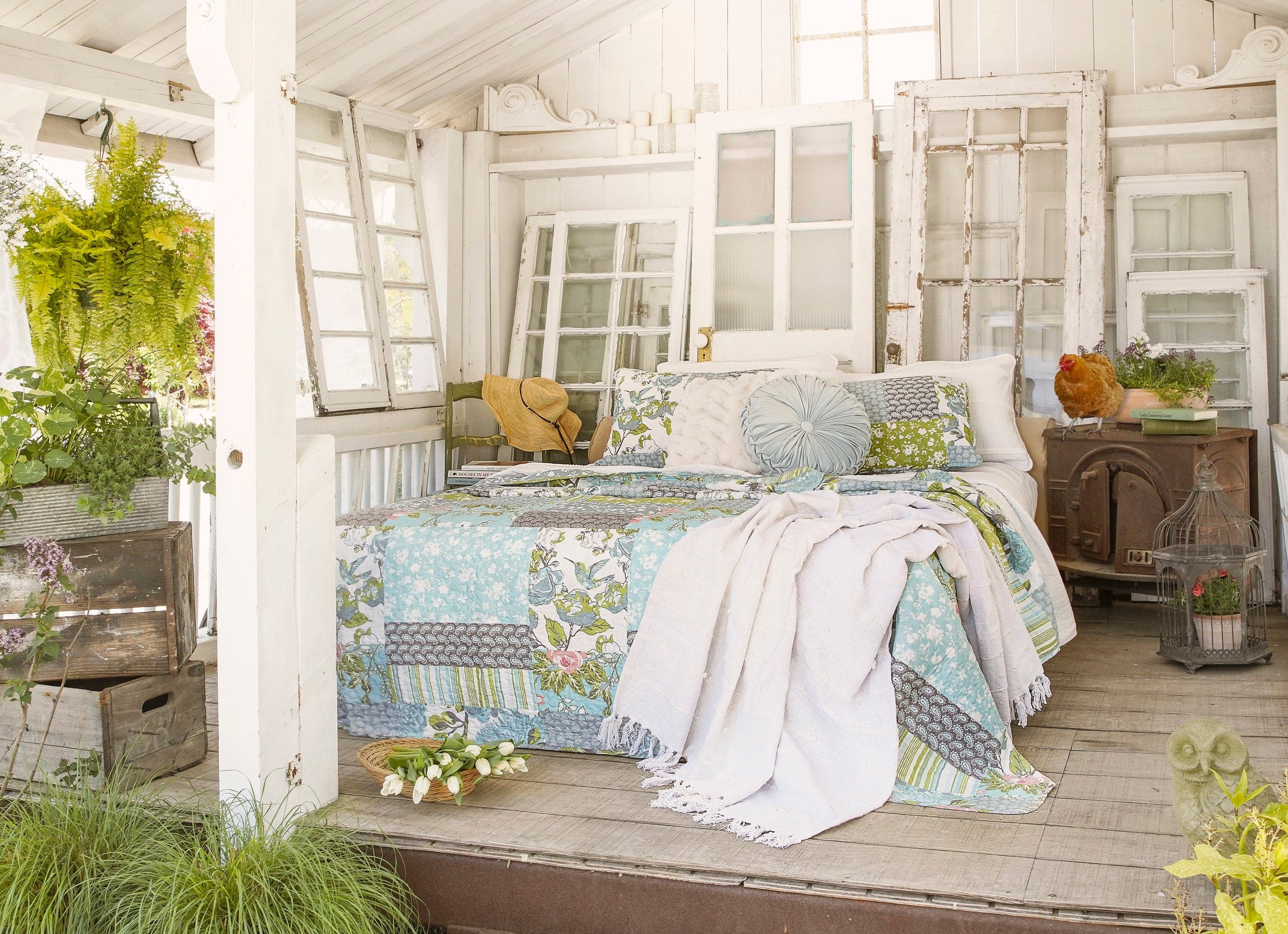 Pom Pom Stripe Quilt 3 Piece Bedding Set - Soft & Cozy Comforter, Pillow Shams & Bed Skirt - Perfect for Guest Rooms, Kids' Bedrooms & Cozy Winter Nights