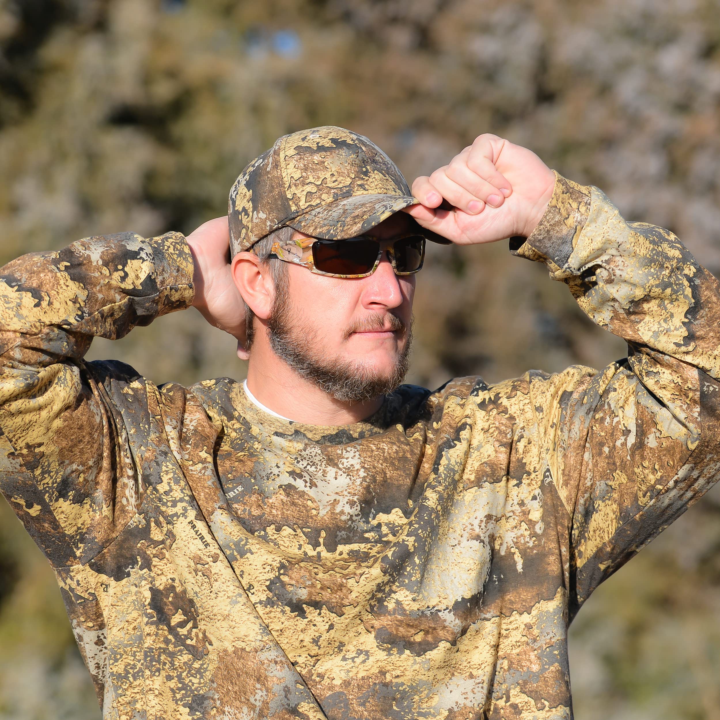 Men's Polarized Sunglasses - Hornz Brown Forest Camouflage Aquabull Style with Free Microfiber Pouch - UV Protection for Hunting, Fishing & Outdoor Adventures