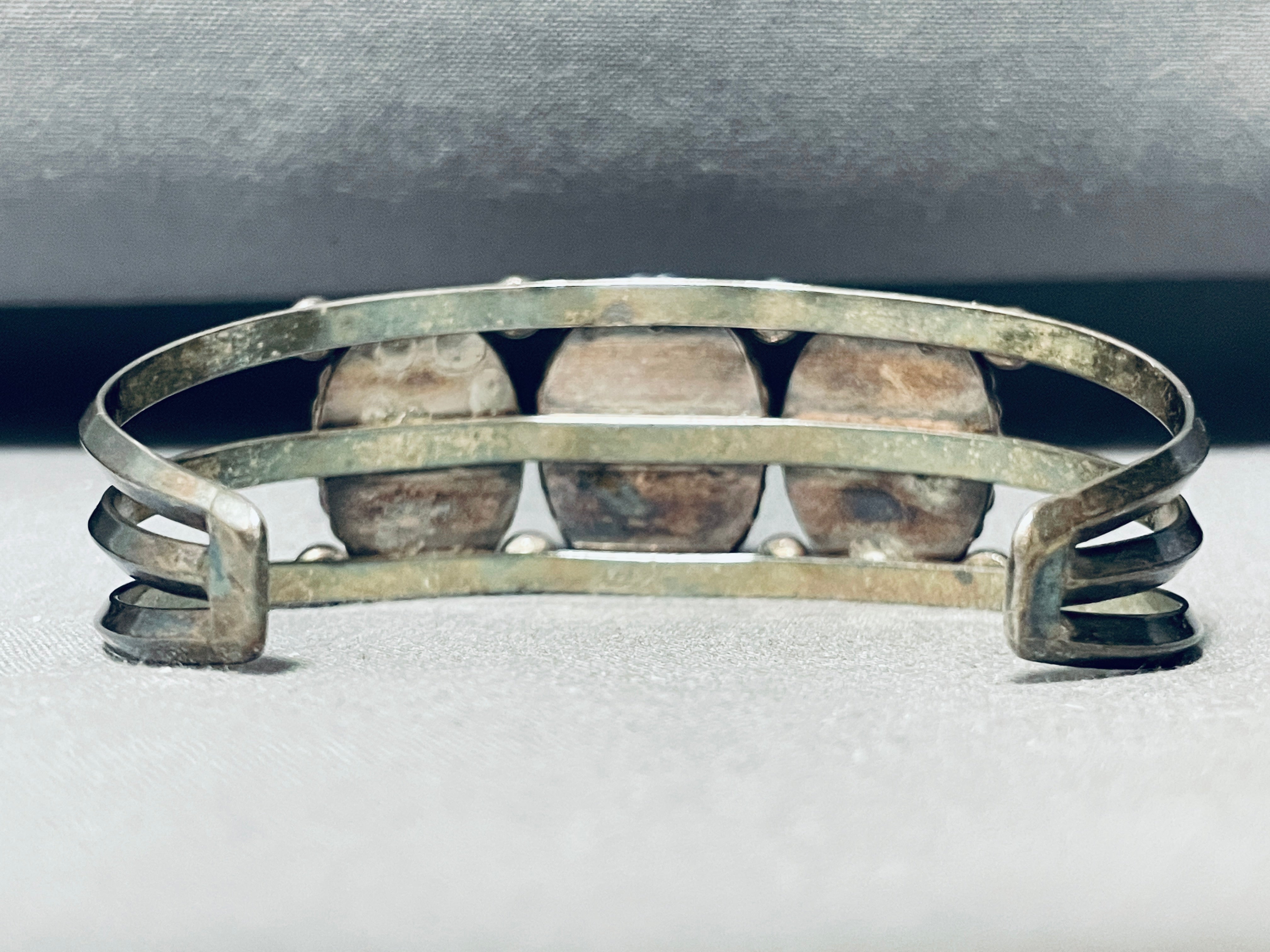 Antelope Canyon Vintage Navajo Sterling Silver Petrified Wood Bracelet - Authentic Native American Jewelry for Boho Style & Spiritual Healing