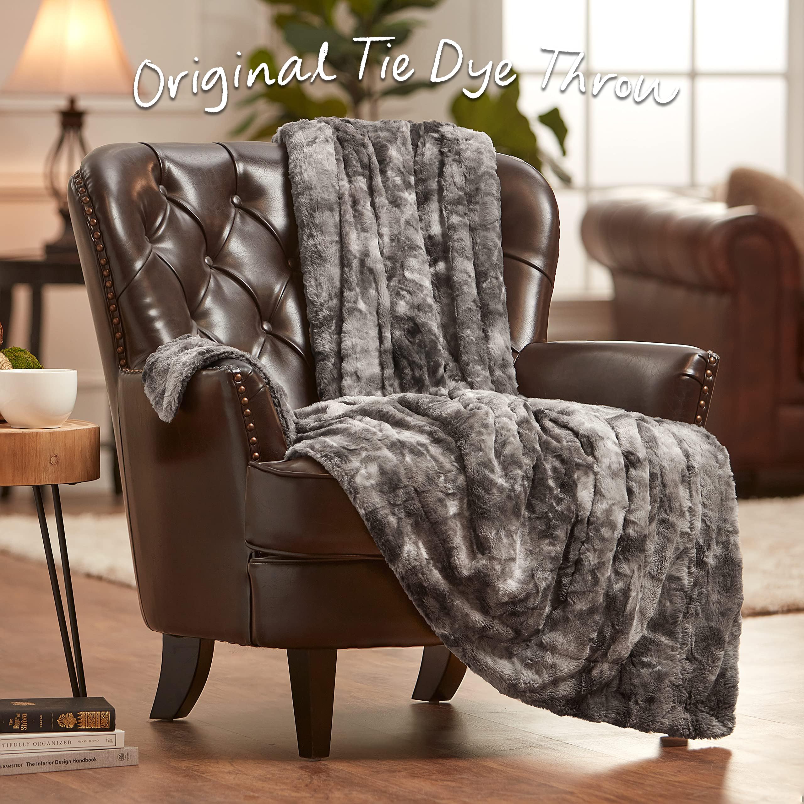 Chanasya Premium Wolf Faux Fur Throw Blanket - Ultra Soft Sherpa & Minky Blanket for Bed, Couch, Sofa - 50