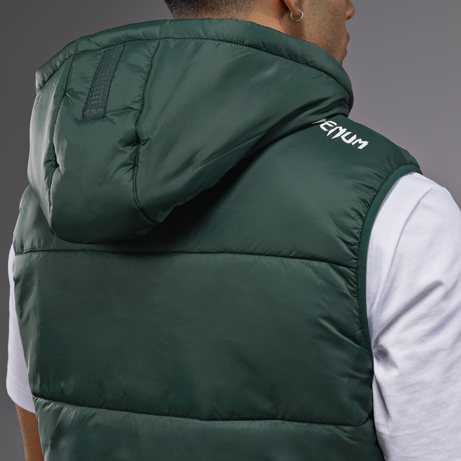 Venum Urban Guard Down Vest for Men - Lightweight Winter Jacket, Water-Resistant, Forest Green - Perfect for Outdoor Activities & Casual Wear