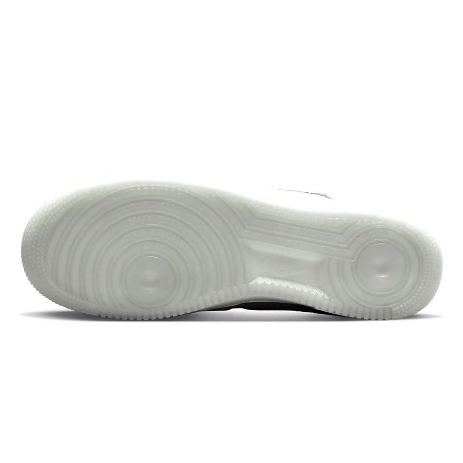 Nike Air Force 1 '07 Low Sneakers - Light Smoke Grey & Summit White | Comfortable Casual Shoes for Men & Women | Perfect for Streetwear, Everyday Wear & Gym