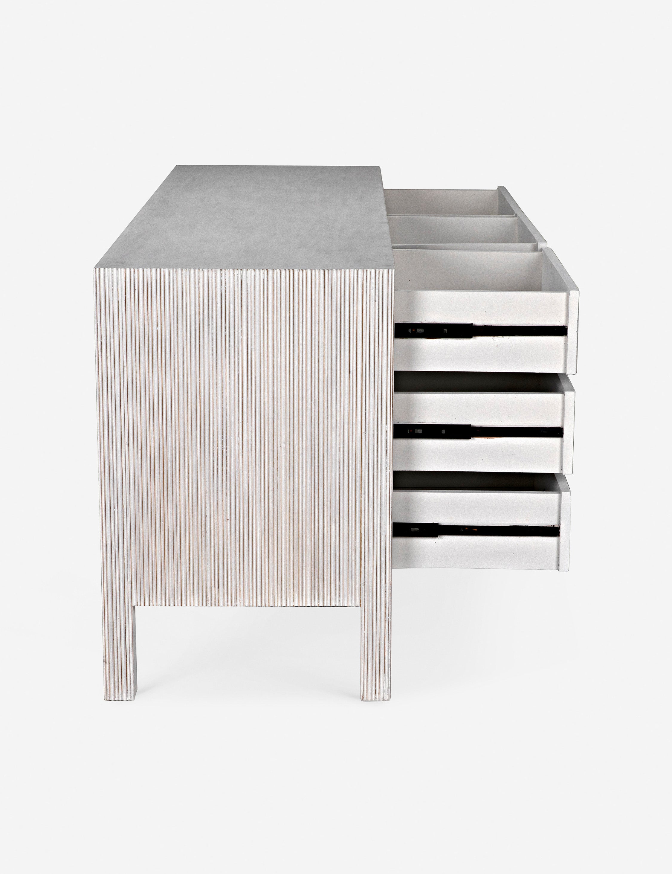 Bellinger 9 Drawer Dresser - Modern Wooden Chest of Drawers for Bedroom Storage & Organization | Perfect for Clothes, Accessories & Home Decor