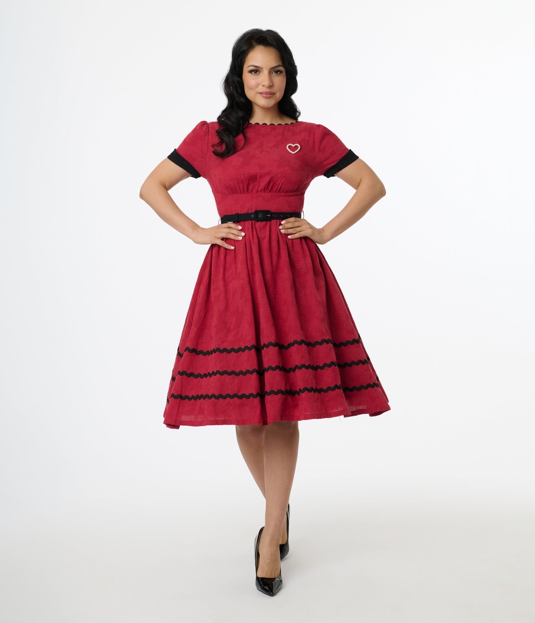 Vintage 1950s Red Swing Dress with Faux Pearl Heart Pin - Retro Cotton A-Line Dress for Women - Perfect for Cocktail Parties, Date Nights & Vintage-Themed Events