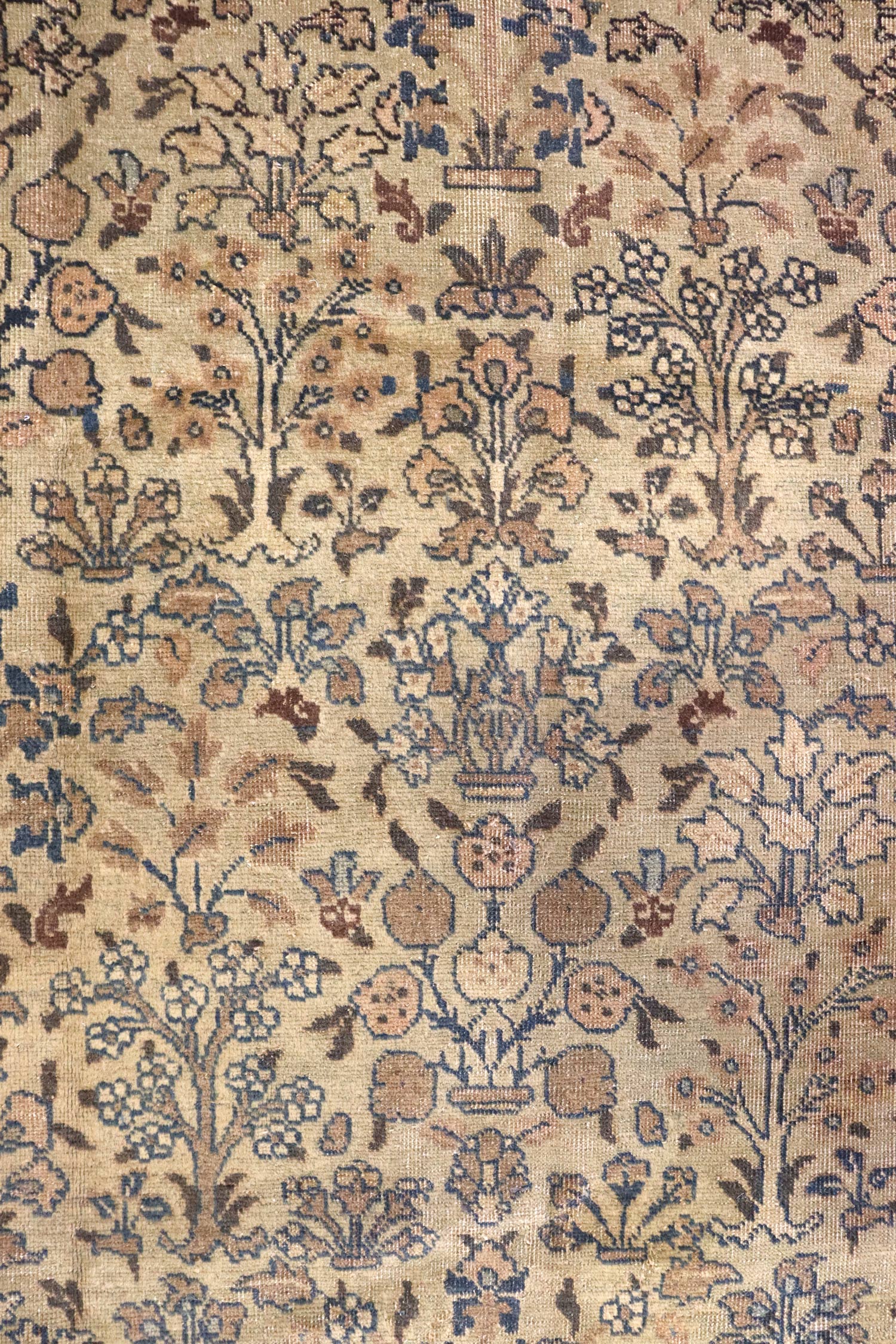 Antique Tabriz Handwoven Traditional Persian Rug - J66204 | Perfect for Living Room, Bedroom & Home Decor