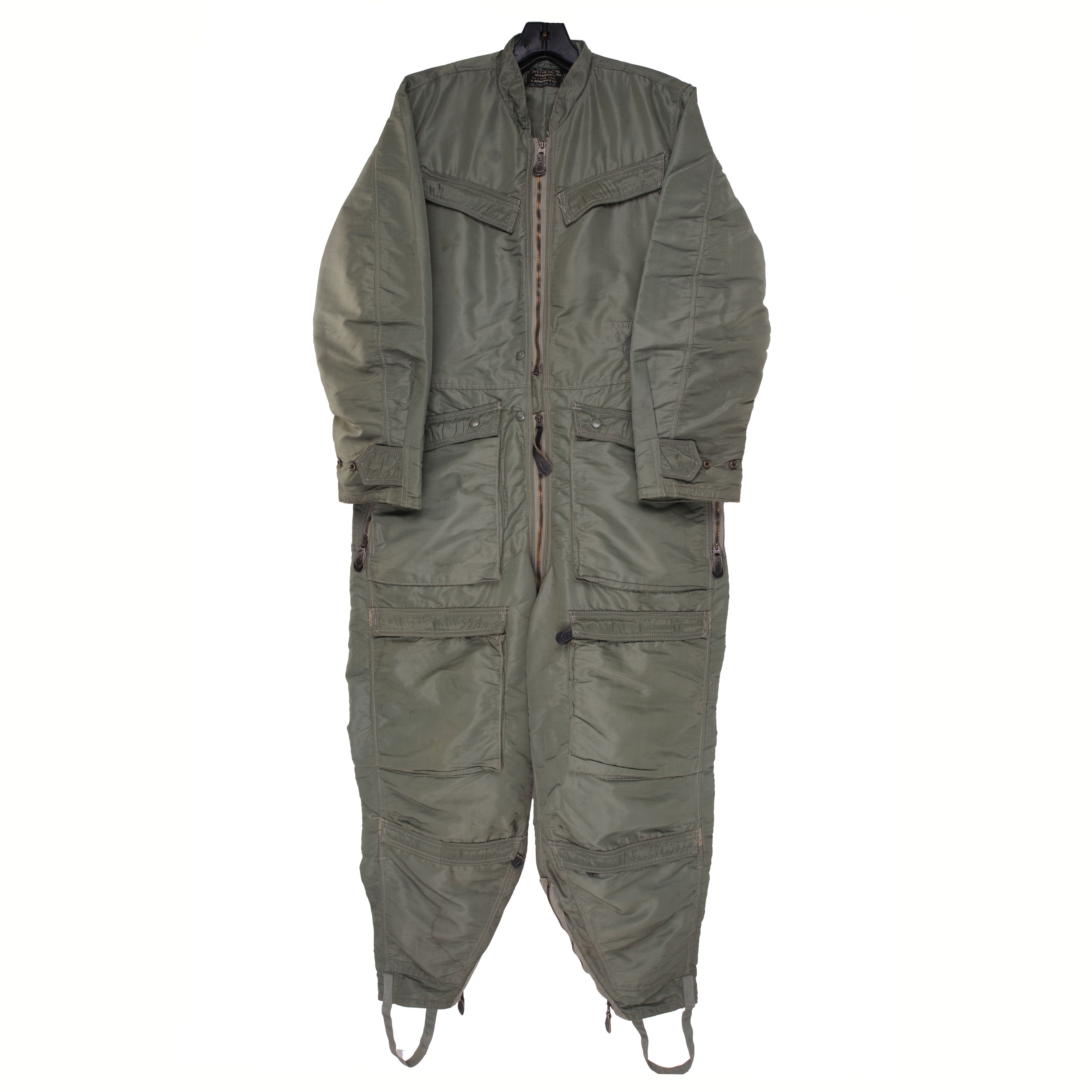 Vintage US Air Force CWU 2/P Flight Coverall - Medium Size - Authentic 1963 Vietnam War Military Jumpsuit - Perfect for Collectors, Reenactments & Military Style Fashion