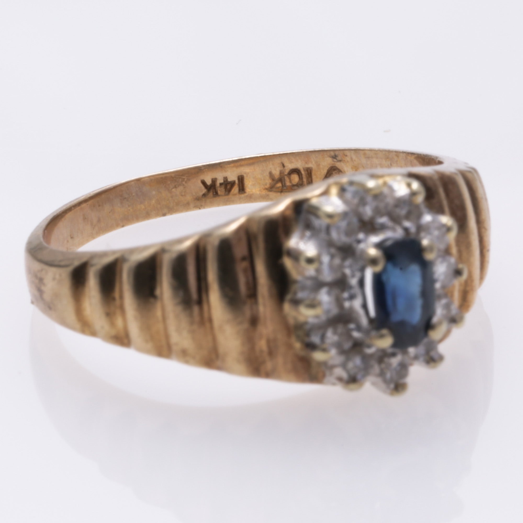 10K Yellow Gold Sapphire and Diamond Ring - 0.28ct Sapphire & 0.18ctw Diamonds - Size 7.5 - Elegant Engagement, Wedding, or Anniversary Gift for Her