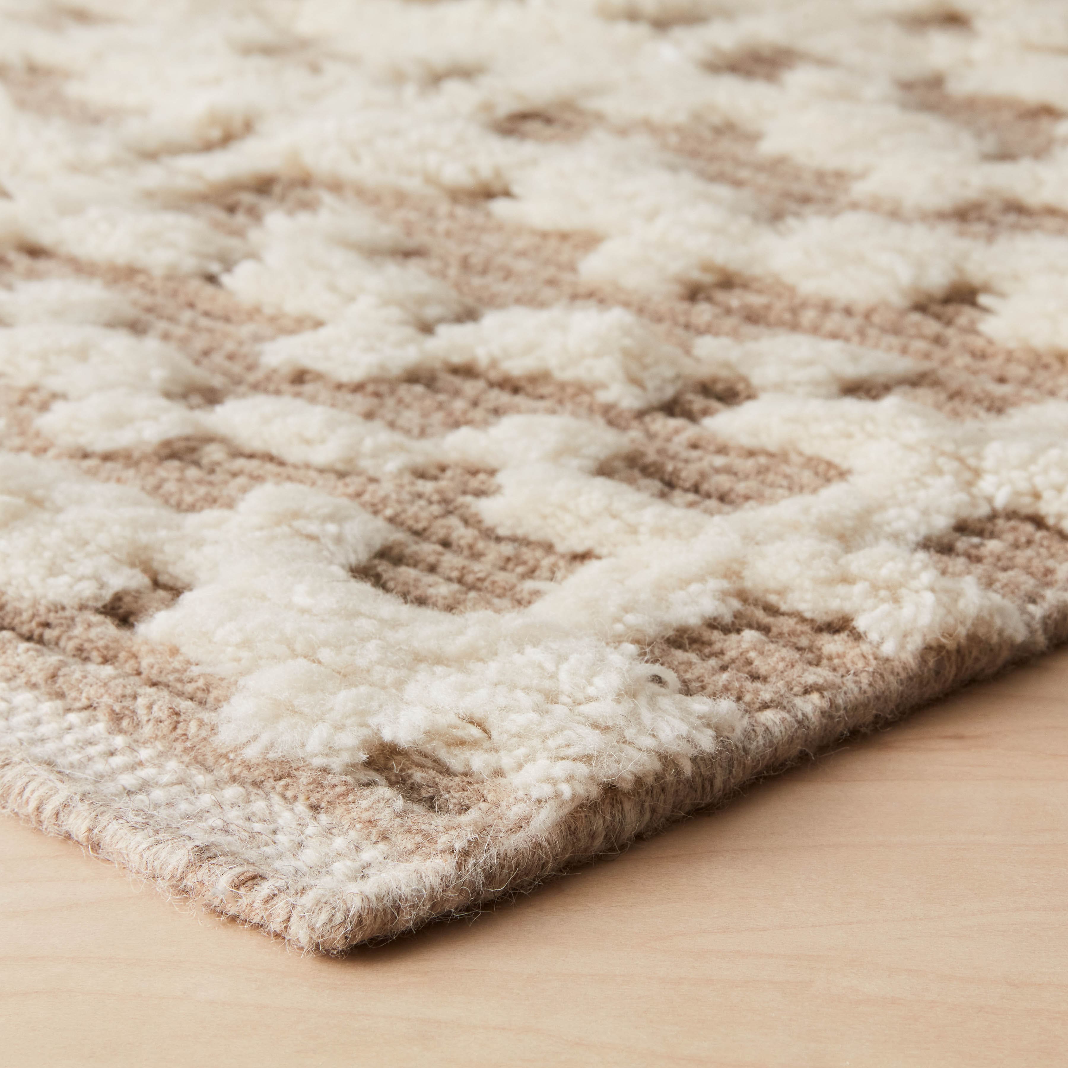 Premium Hand-Knotted Ishara Area Rug - Soft & Durable Wool Carpet for Living Room, Bedroom, or Office Decor - Perfect for Home & Commercial Spaces