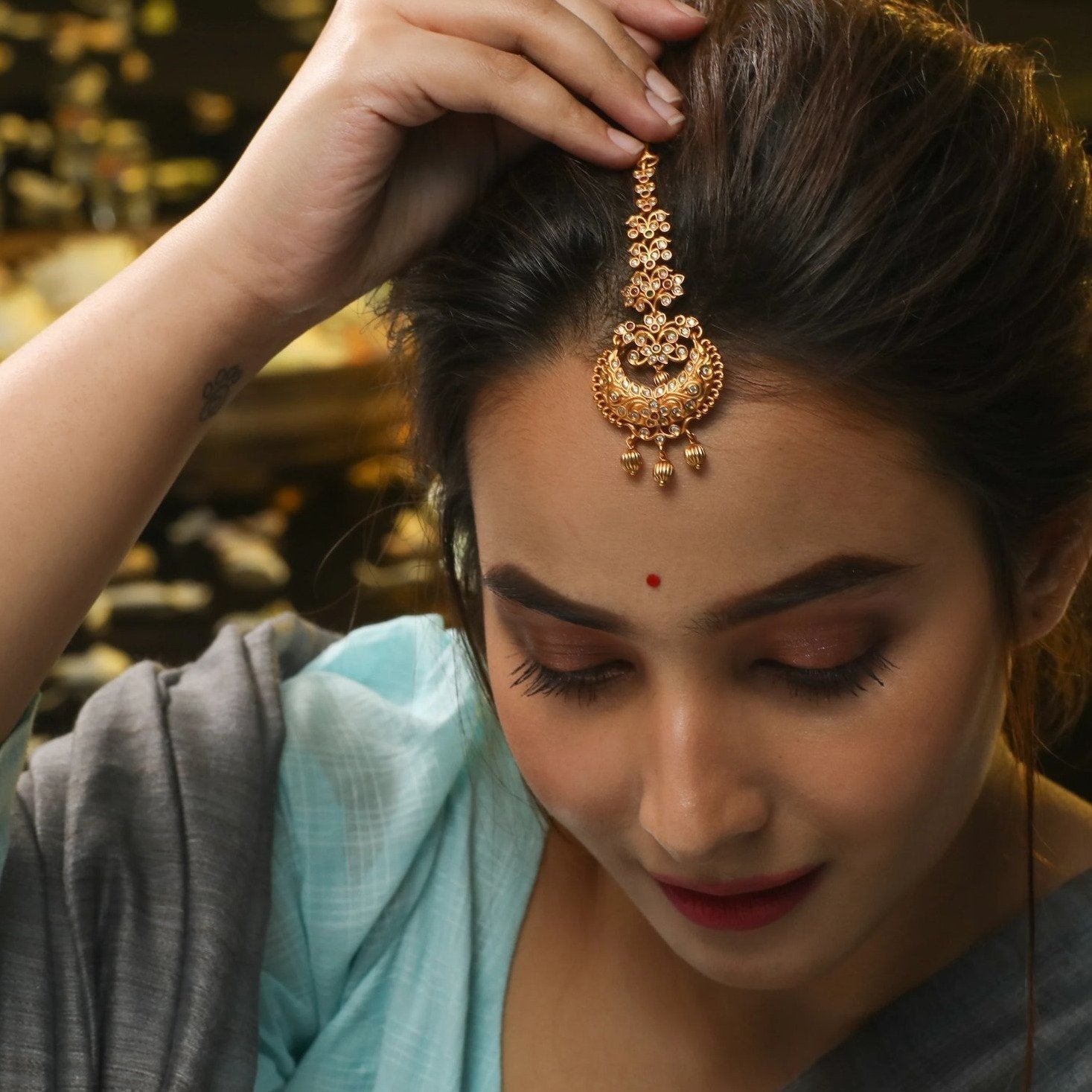 Antique Maang Tika Indian Bridal Jewelry – Traditional Gold-Plated Hair Accessory for Weddings, Festivals & Cultural Events