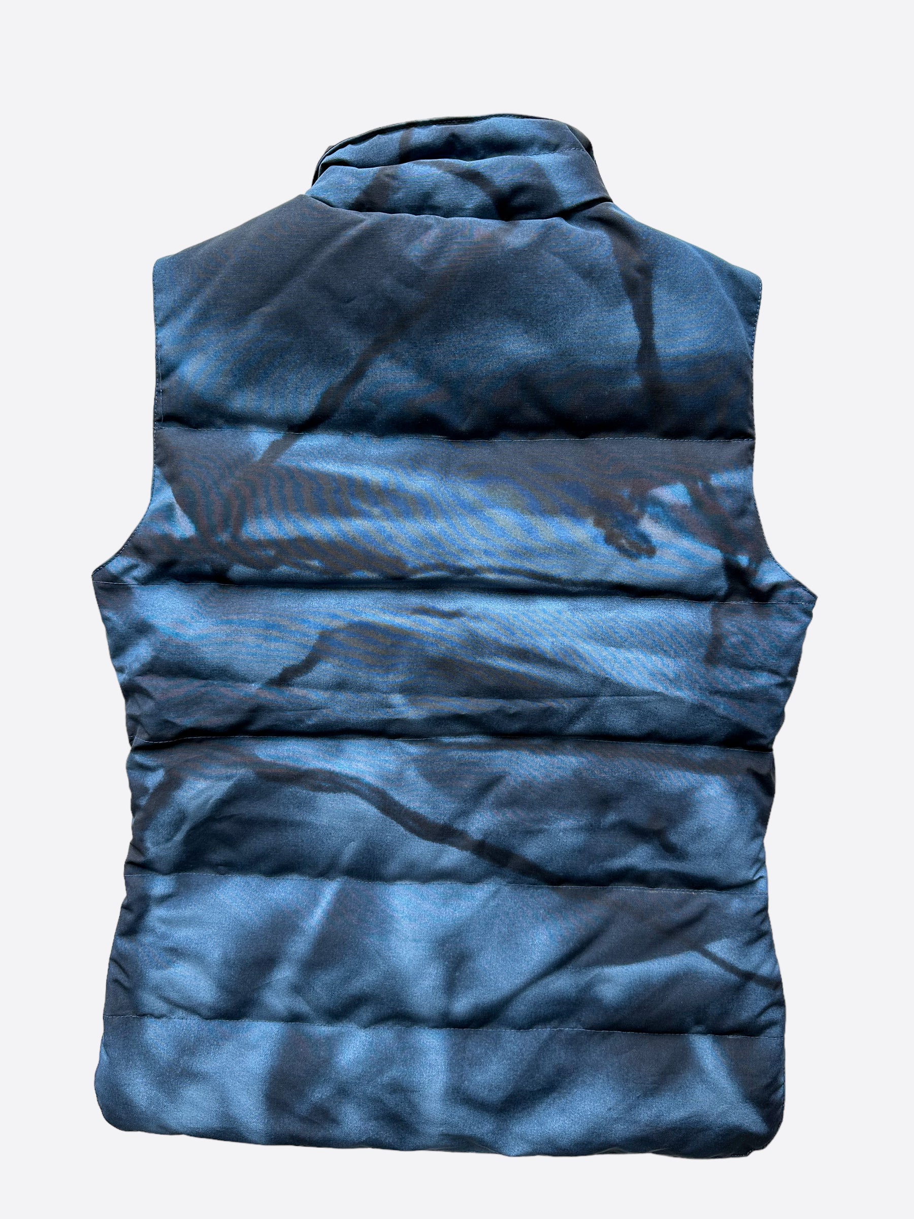 Canada Goose Blue Abstract Camo Freestyle Vest for Women - Lightweight Insulated Puffer Vest for Outdoor Activities & Winter Fashion