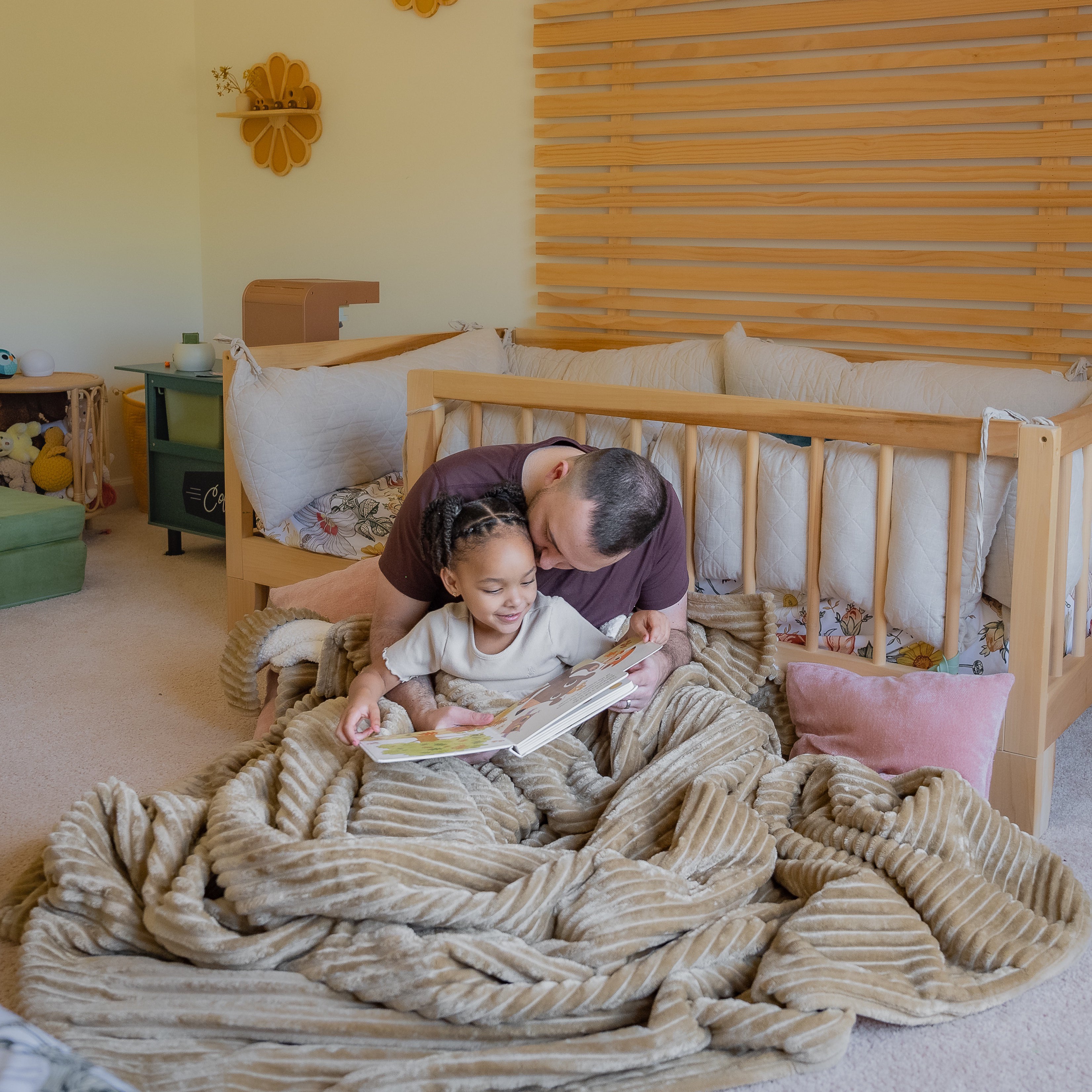 XXL Soft Plush Corduroy Blanket - Ultra Cozy Oversized Throw for Bed, Couch & Sofa - Perfect for Winter Nights, Movie Time and Home Decor