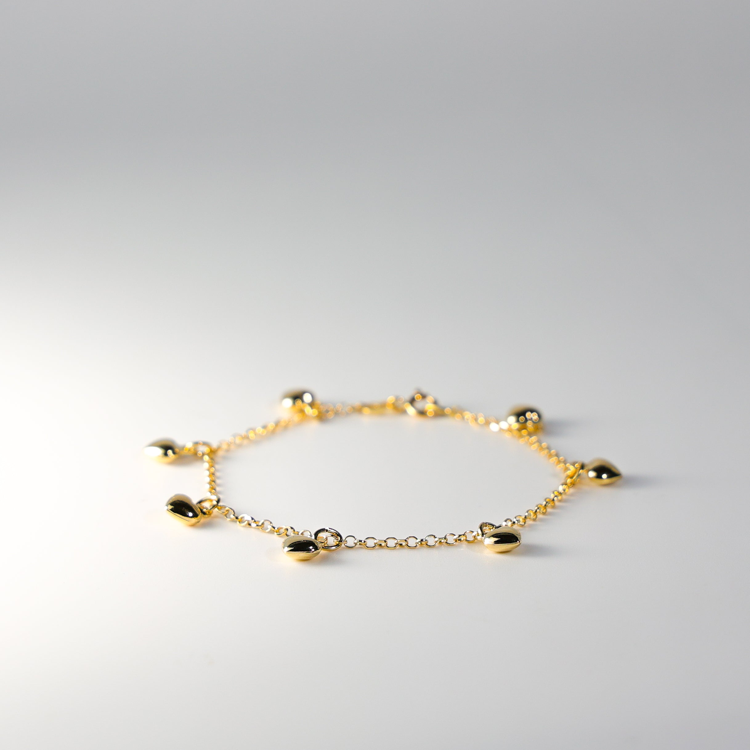 Gold Hanging Hearts Bracelet AB0276 - Elegant Dainty Jewelry for Women, Perfect for Valentine's Day Gifts, Anniversary & Romantic Occasions