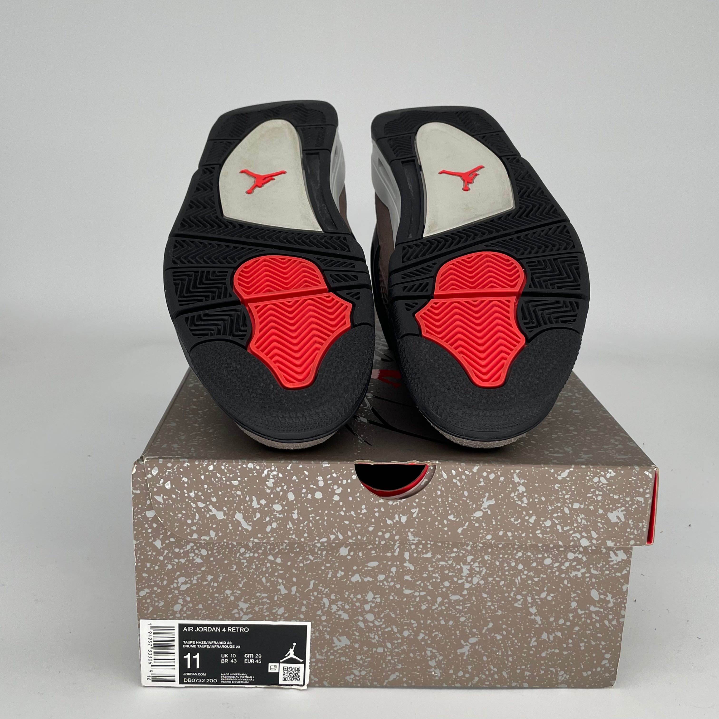 Original Title: AIR JORDAN 4 TAUPE HAZE SIZE 11 DB0732 200   Optimized Title: Air Jordan 4 Retro 'Taupe Haze' Men's Basketball Shoes - Size 11 (DB0732-200) - Perfect for Streetwear & Sneaker Collectors
