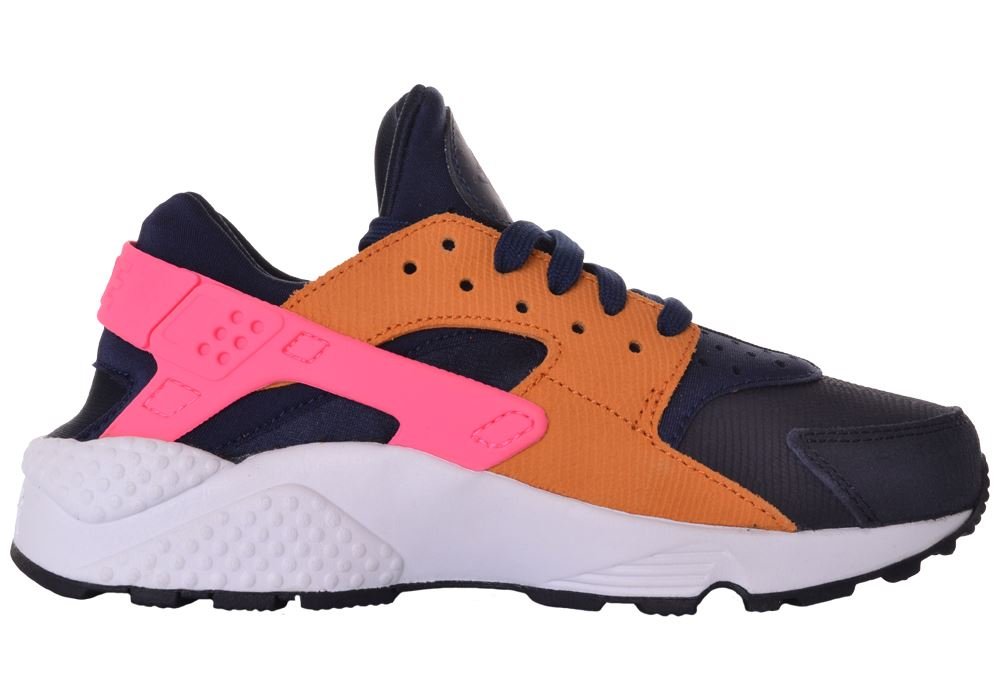 Nike Women's Air Huarache Run Premium Sneakers - Lightweight Running Shoes for Women with Premium Cushioning - Perfect for Jogging, Gym Workouts & Casual Wear