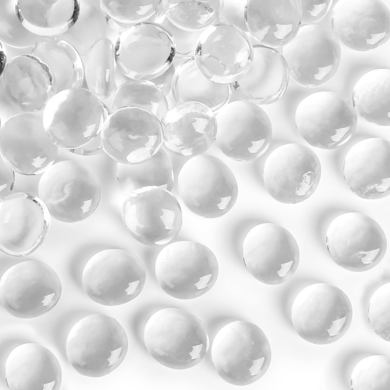 FUTUREPLUSX 1Lb Clear Flat Glass Marbles - Premium Transparent Aquarium Pebbles, Vase Filler Beads & Table Scatter Decor for Home, Wedding, Party Centerpieces (Ideal for DIY Crafts, Floral Arrangements & Fish Tank Decorations)