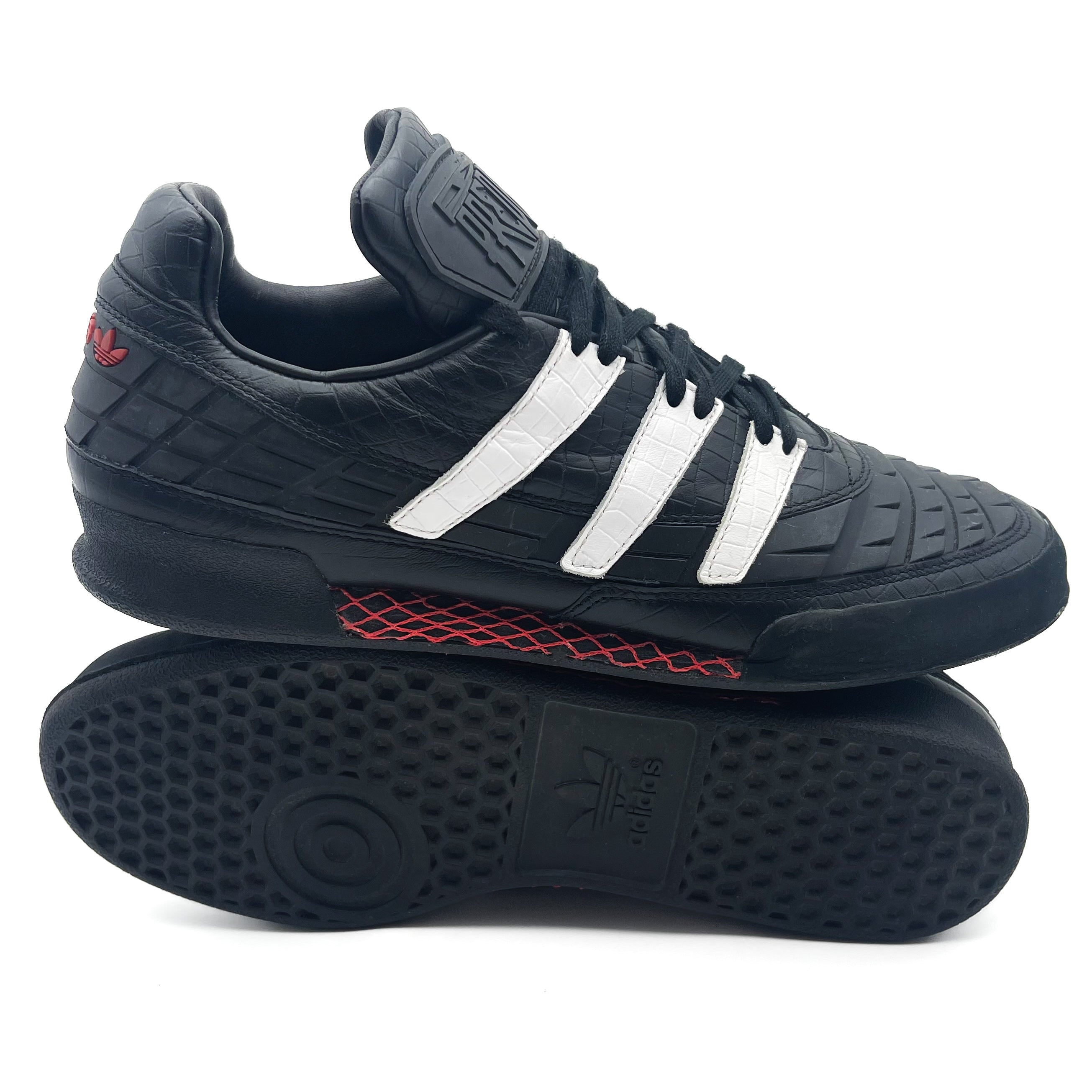 Adidas Predator 1994 Indoor Soccer Shoes - Vintage Football Cleats for Men - Perfect for Indoor Training, Futsal & Casual Wear