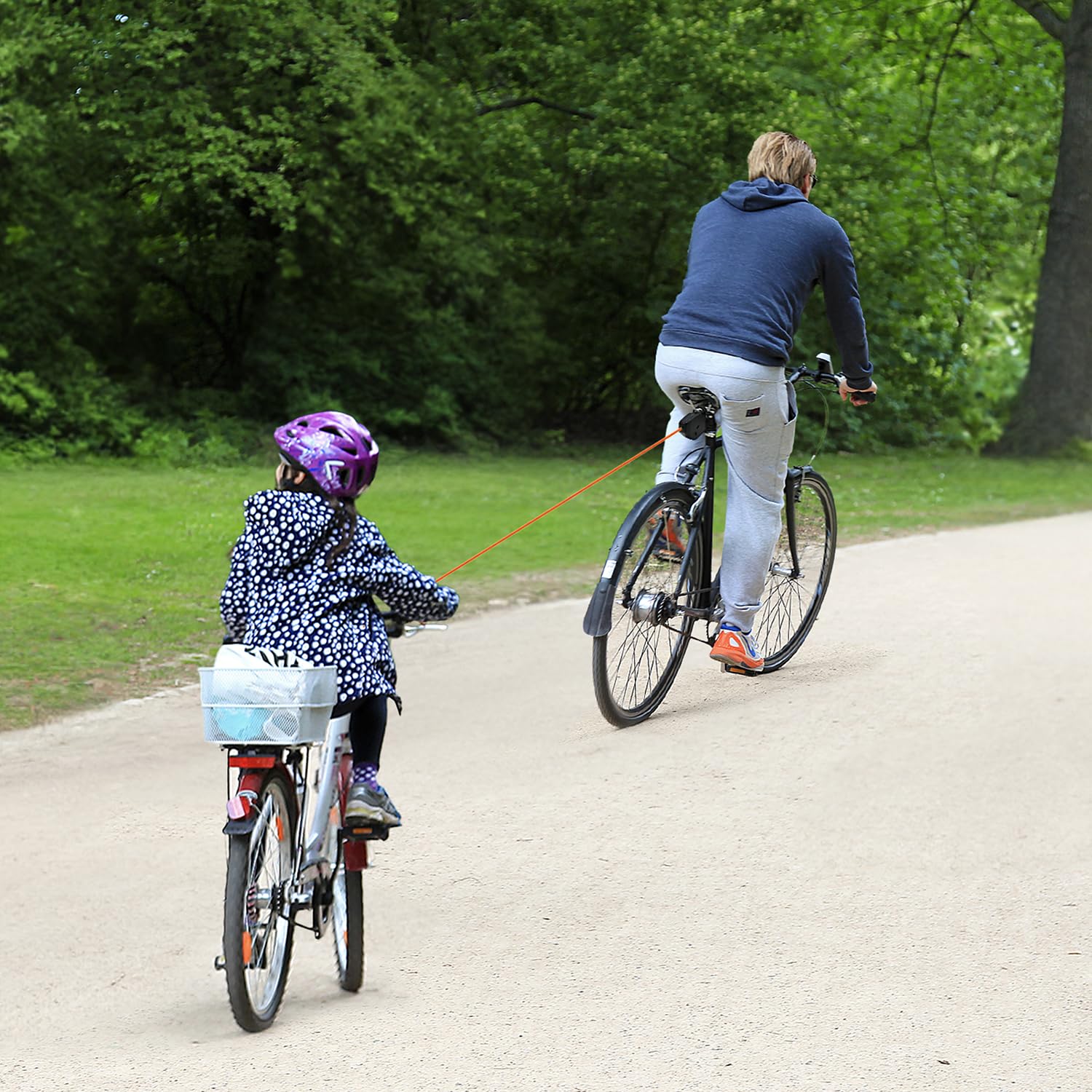**Retractable Bike Tow Rope for Kids - Adjustable Bicycle Tow Strap System for E-Bikes, Mountain Bikes & Cycling - Perfect for Family Rides, Commuting & Outdoor Adventures**