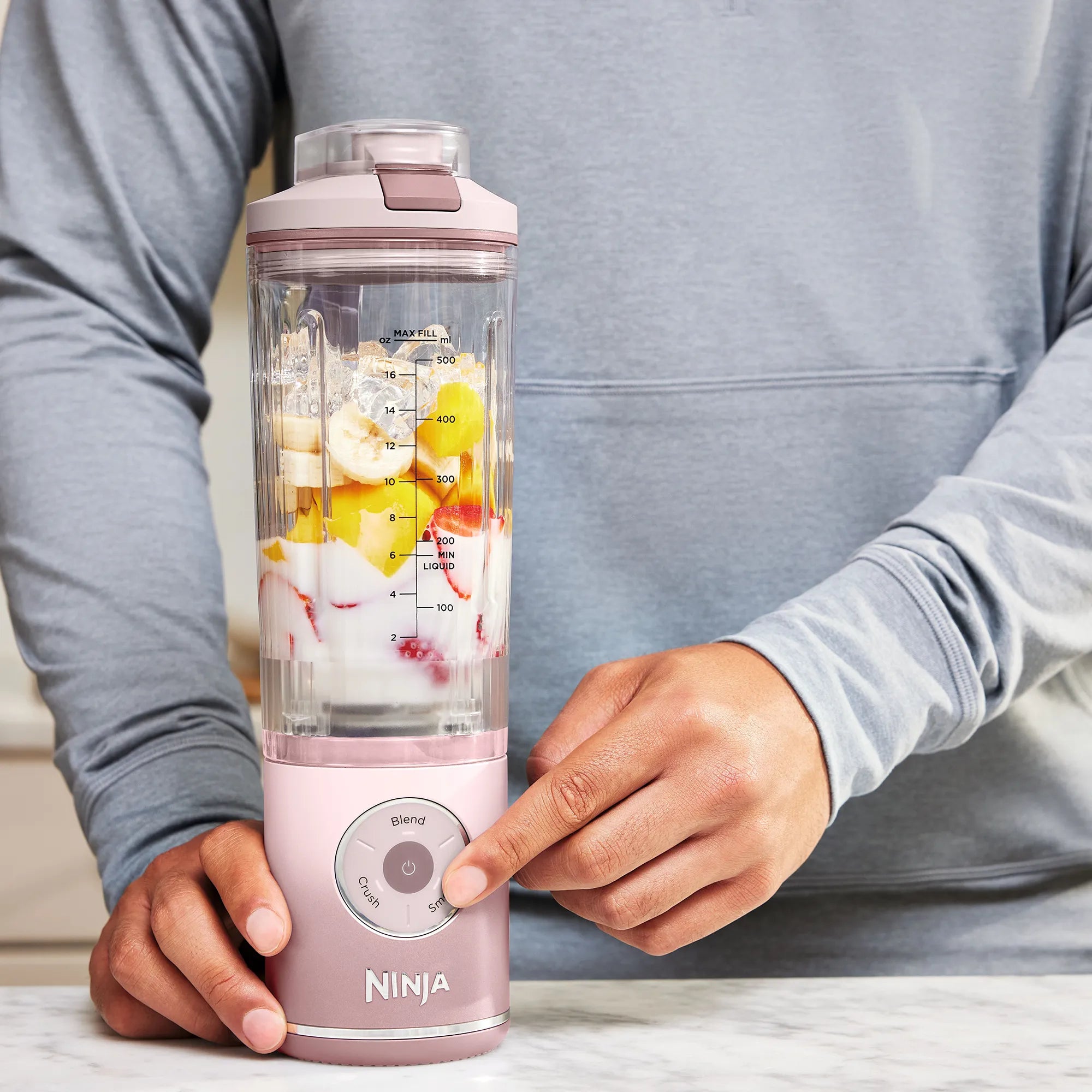 Ninja Blast Max Cordless Portable Blender - Powerful 1000W Motor, 20oz Travel Cup, USB Rechargeable for Smoothies, Protein Shakes & Meal Prep - Perfect for Gym, Office & Outdoor Adventures