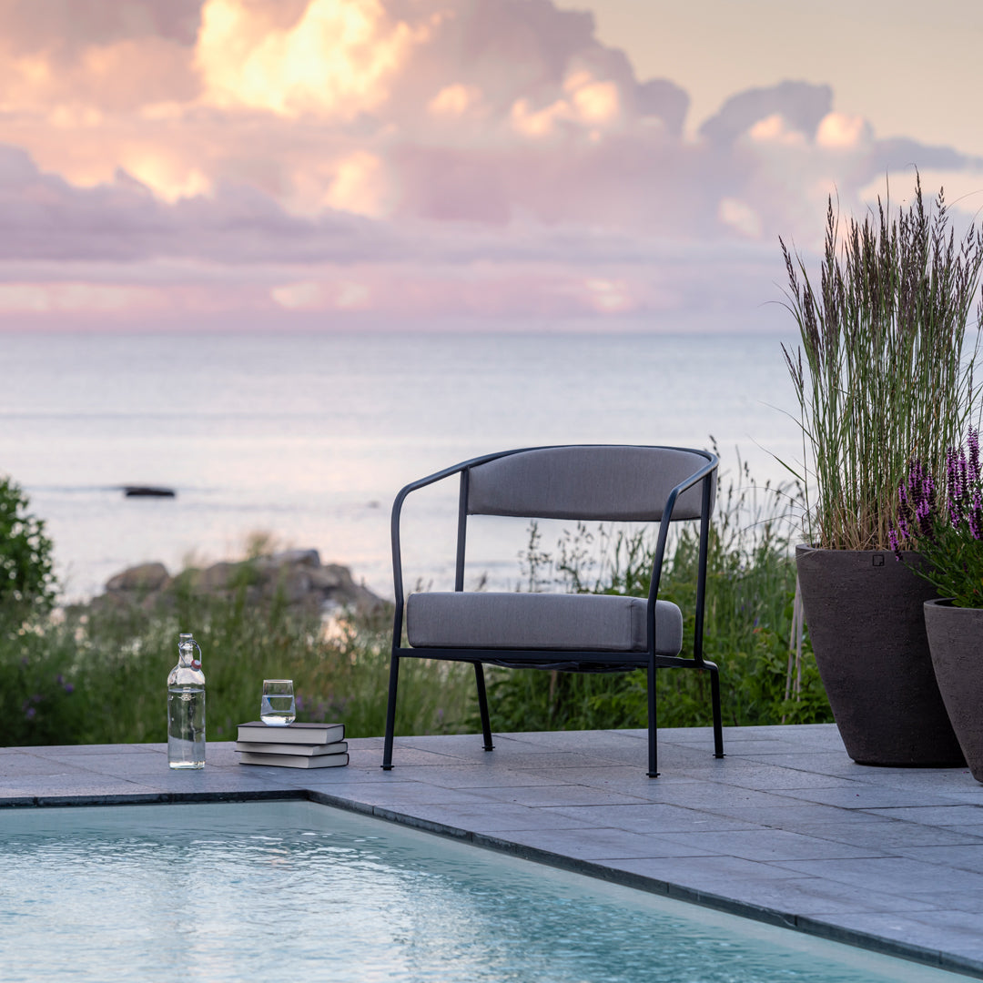Arholma Lounge Chair - Modern Comfortable Recliner for Living Room, Bedroom & Patio - Perfect for Relaxing, Reading & Napping