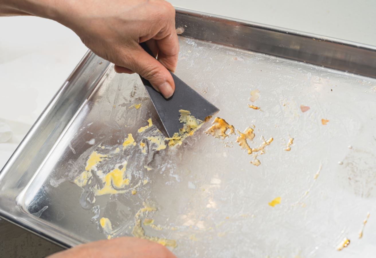 Cuisipro Premium Silicone Cleaning Spatula - Flexible Kitchen Scraper for Baking, Cooking & Food Prep - Dishwasher Safe & Heat Resistant