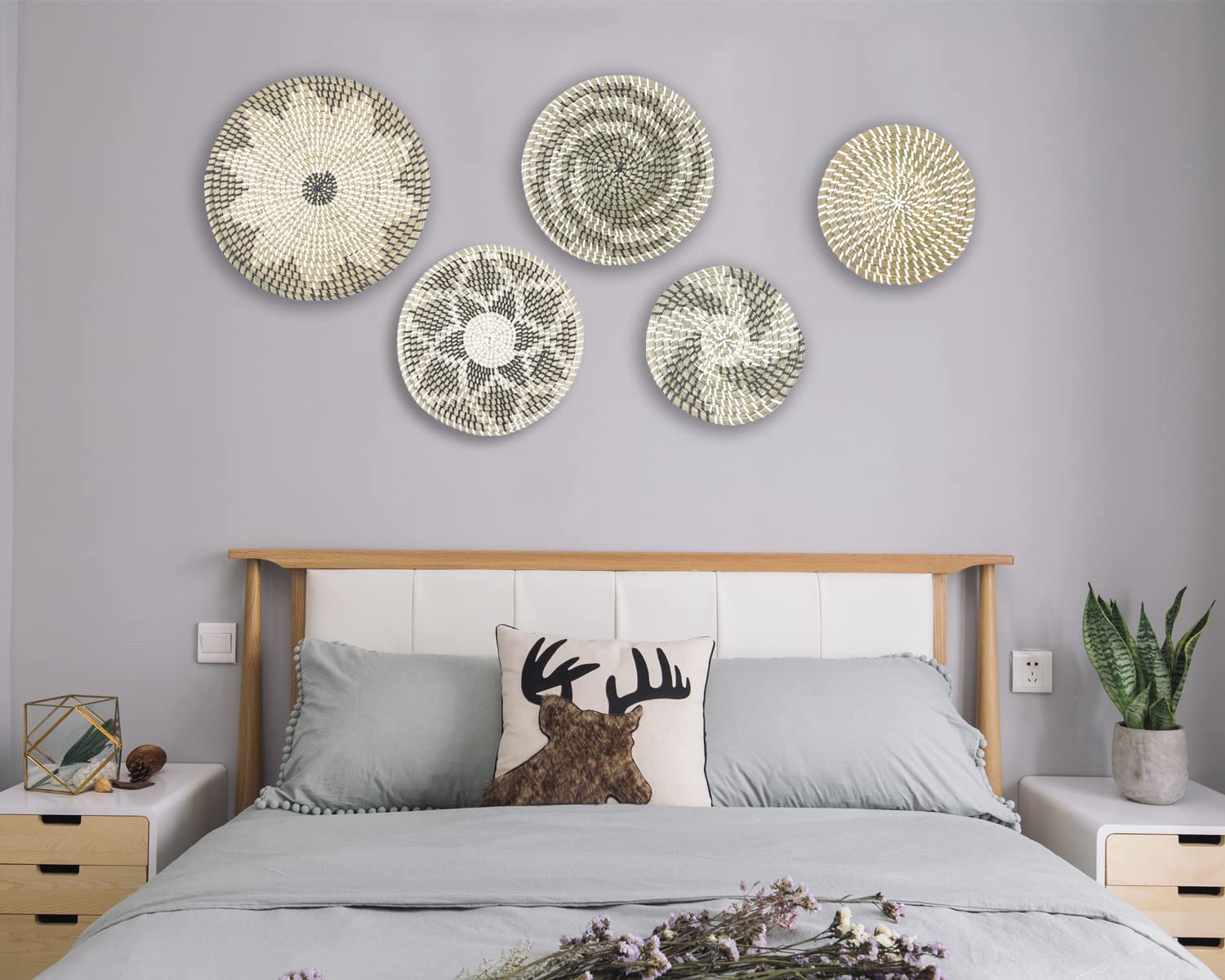Set of 5 Handmade Rattan Hanging Wall Baskets - Boho Woven Seagrass Wall Decor for Living Room & Bedroom - Unique Natural Fiber Wall Art for Home Decor, Storage, and Cozy Interior Design