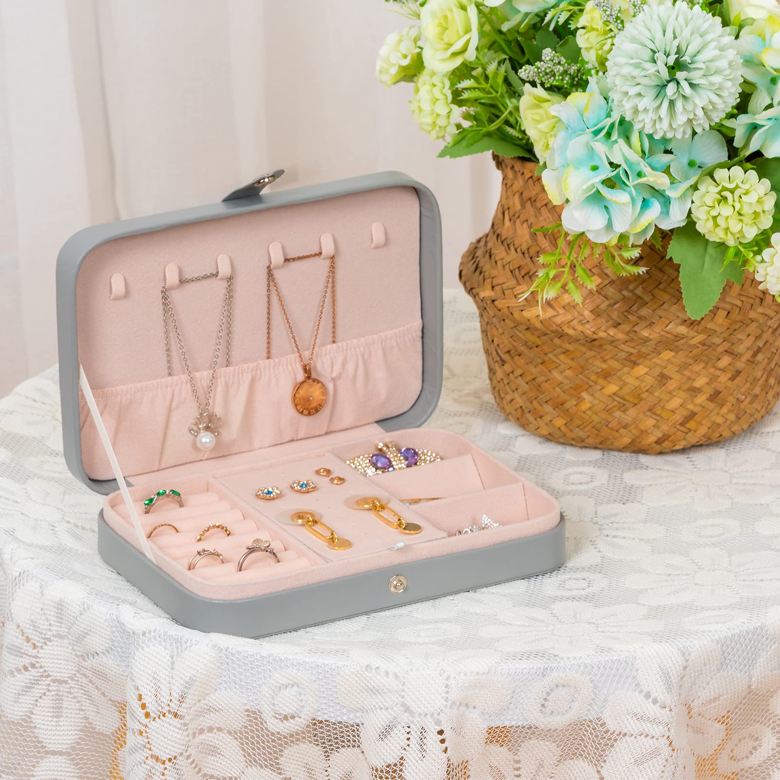 Smileshe Jewelry Box for Women & Girls - PU Leather Travel Jewelry Organizer Case with Portable Display Storage for Rings, Earrings, Necklaces & Bracelets - Perfect for Travel, Home & Gift Giving