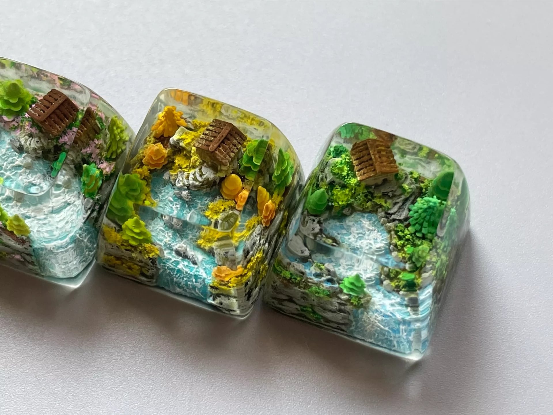 Chinese Landscape Painting Style Resin Keycaps - Seasonal Spring Summer Autumn Winter Themed Custom Keyboard Keycaps for Mechanical Gaming Keyboards | Perfect for Typing, Gaming & Office Work