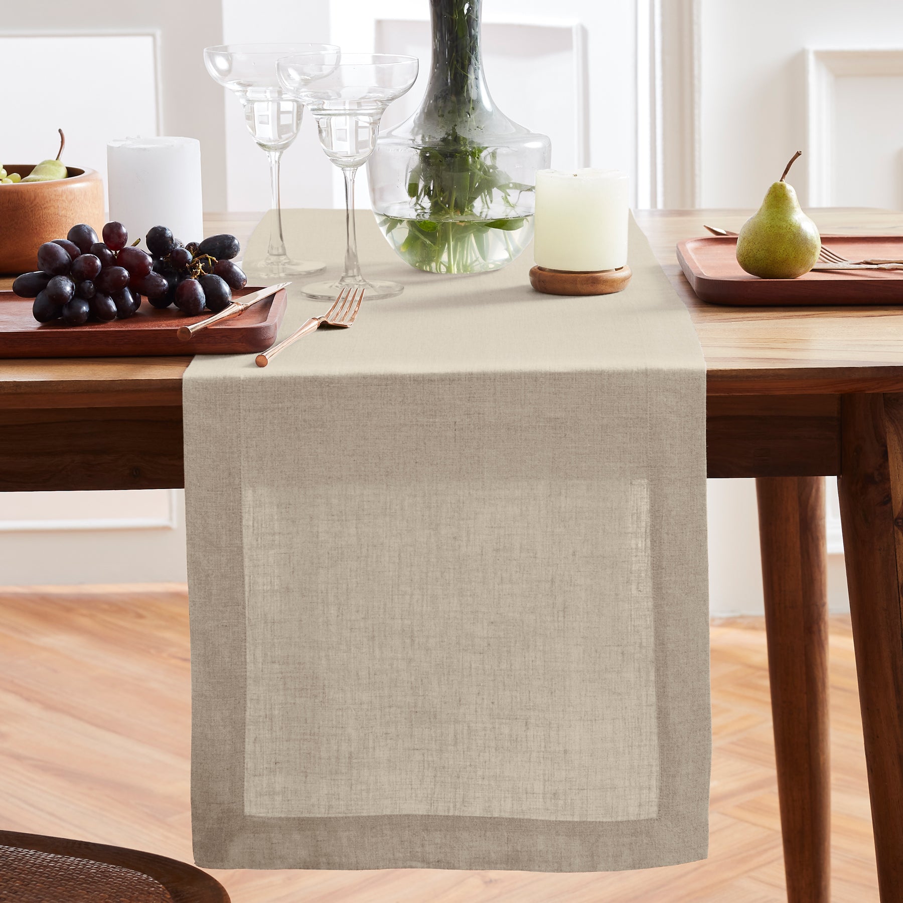 Sonoma Table Runner - Elegant Dining Decor for Thanksgiving & Christmas | Perfect for Holiday Tablescapes & Home Decor