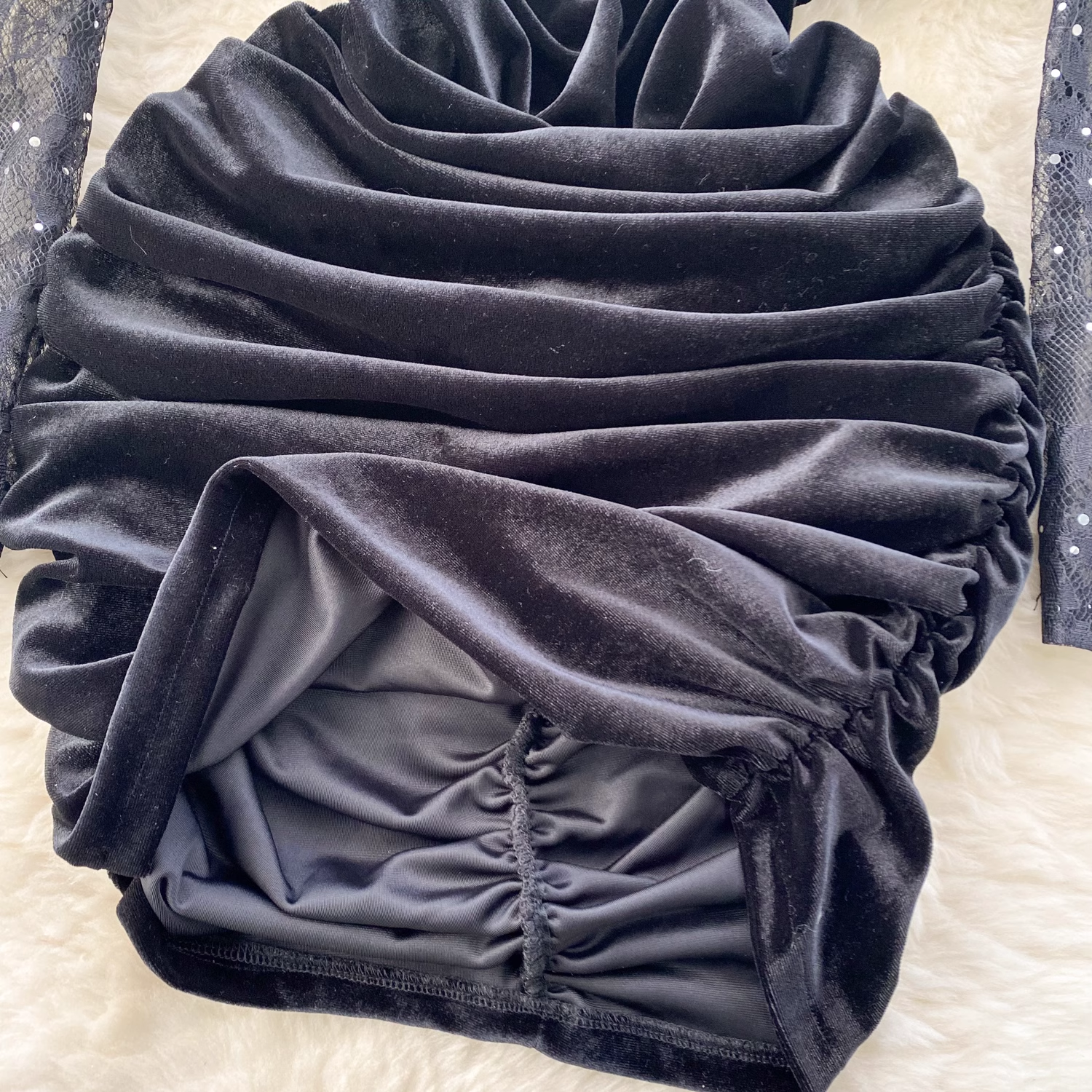 Elegant Lace Puff Sleeve Velvet Dress for Women - Vintage 1881 Inspired Date Night & Party Outfit