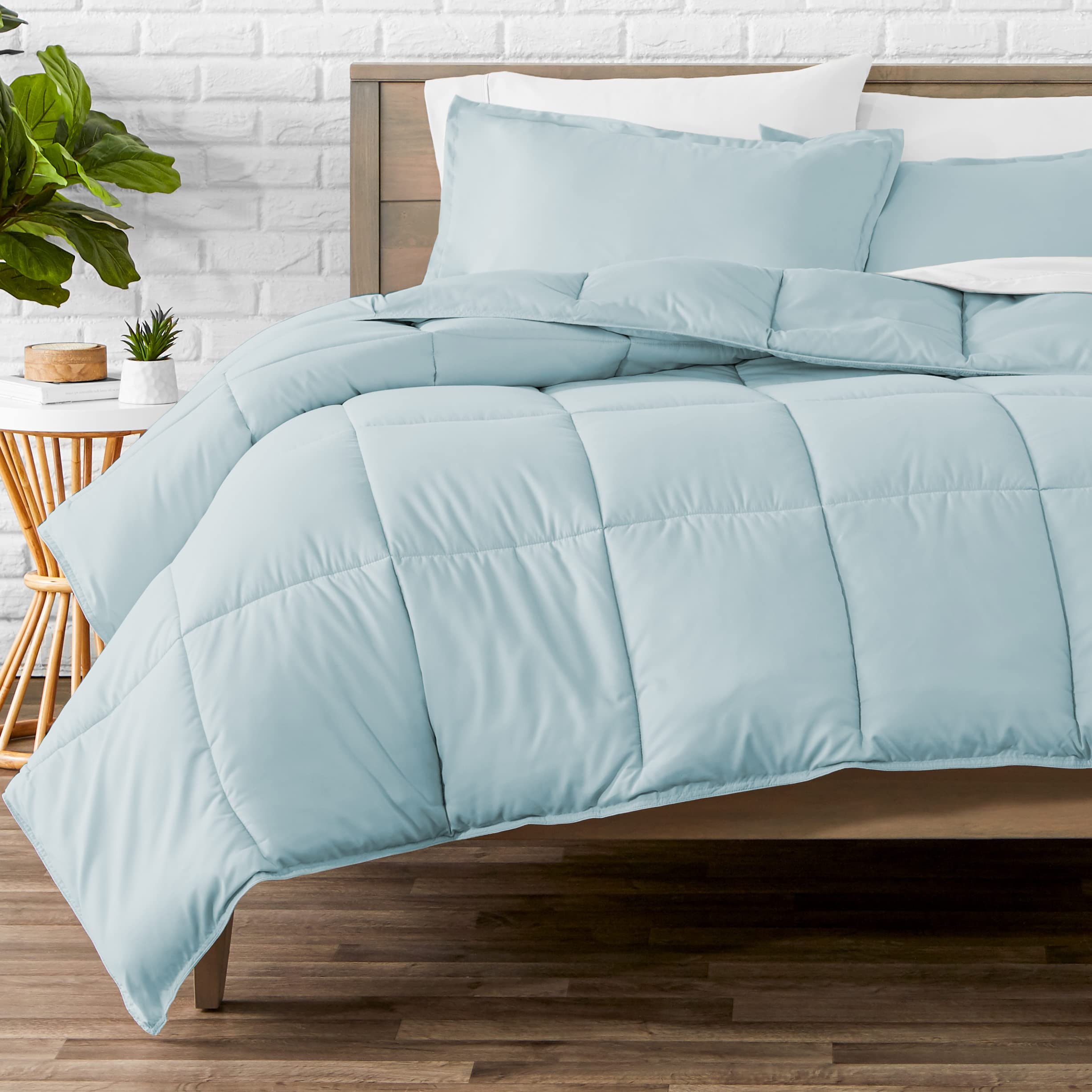Lightweight Solid Comforter Set (Full/Queen) with 2 Pillowcases - 3-Piece Down Alternative Bedding in Sky Blue | Breathable All-Season Comforter for Cozy Bedroom Decor & Guest Room Essentials
