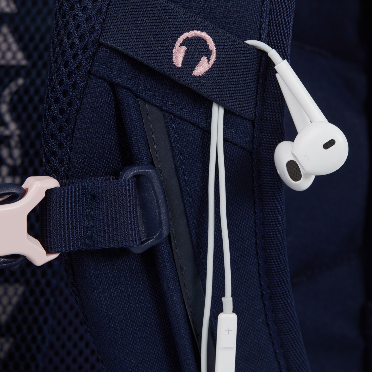 Satch Pack Lazy Daisy - Stylish Crossbody Bag for Women | Perfect for Travel, Shopping & Everyday Use