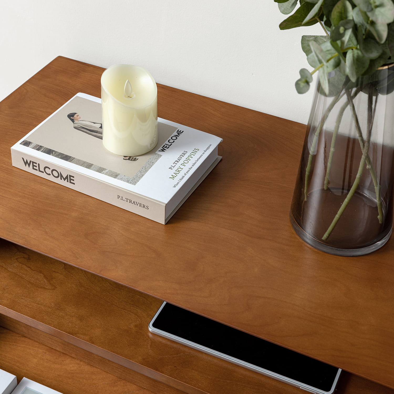 Mid Century Modern Nightstand with 2 Drawers & Built-in USB Outlets - Stylish Bedside Table for Bedroom, Living Room, or Office