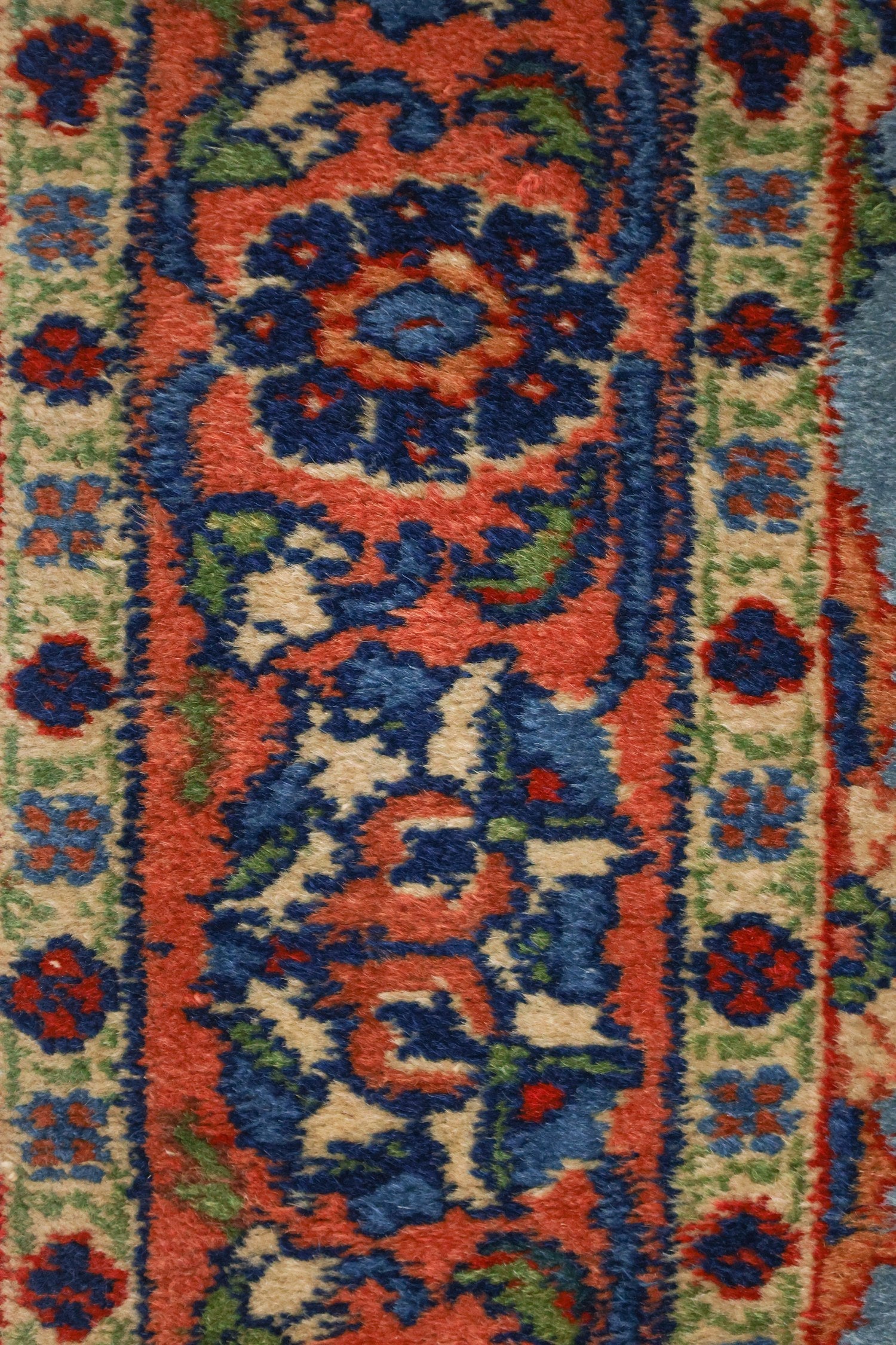 Antique Tabriz Handwoven Traditional Persian Rug - J67529 | Perfect for Living Room, Bedroom & Home Decor