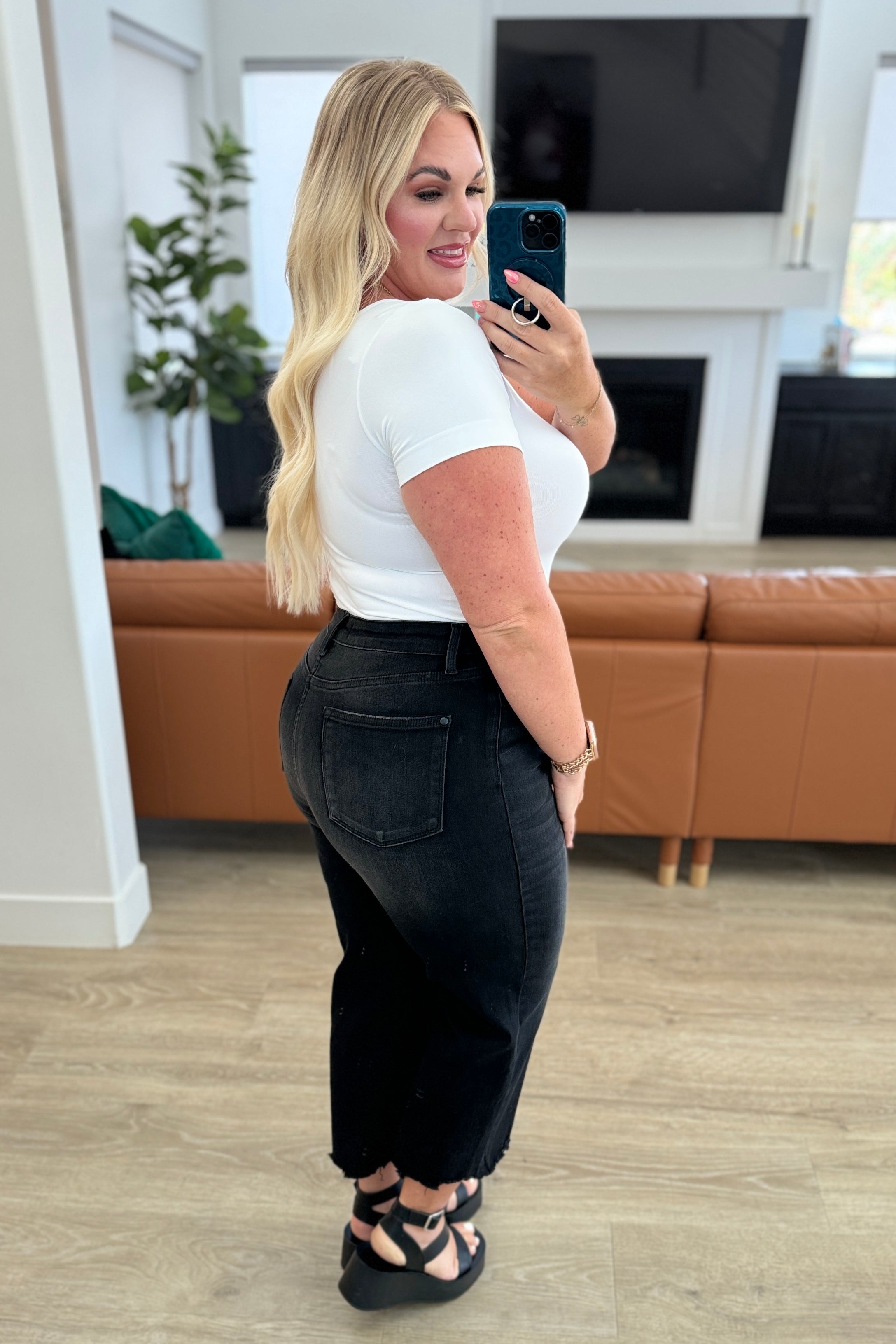 Ryan High Rise Button Fly Wide Leg Crop Jeans - Women's Vintage Denim Pants for Casual & Street Style Outfits | Perfect for Everyday Wear, Date Nights & Boho Fashion