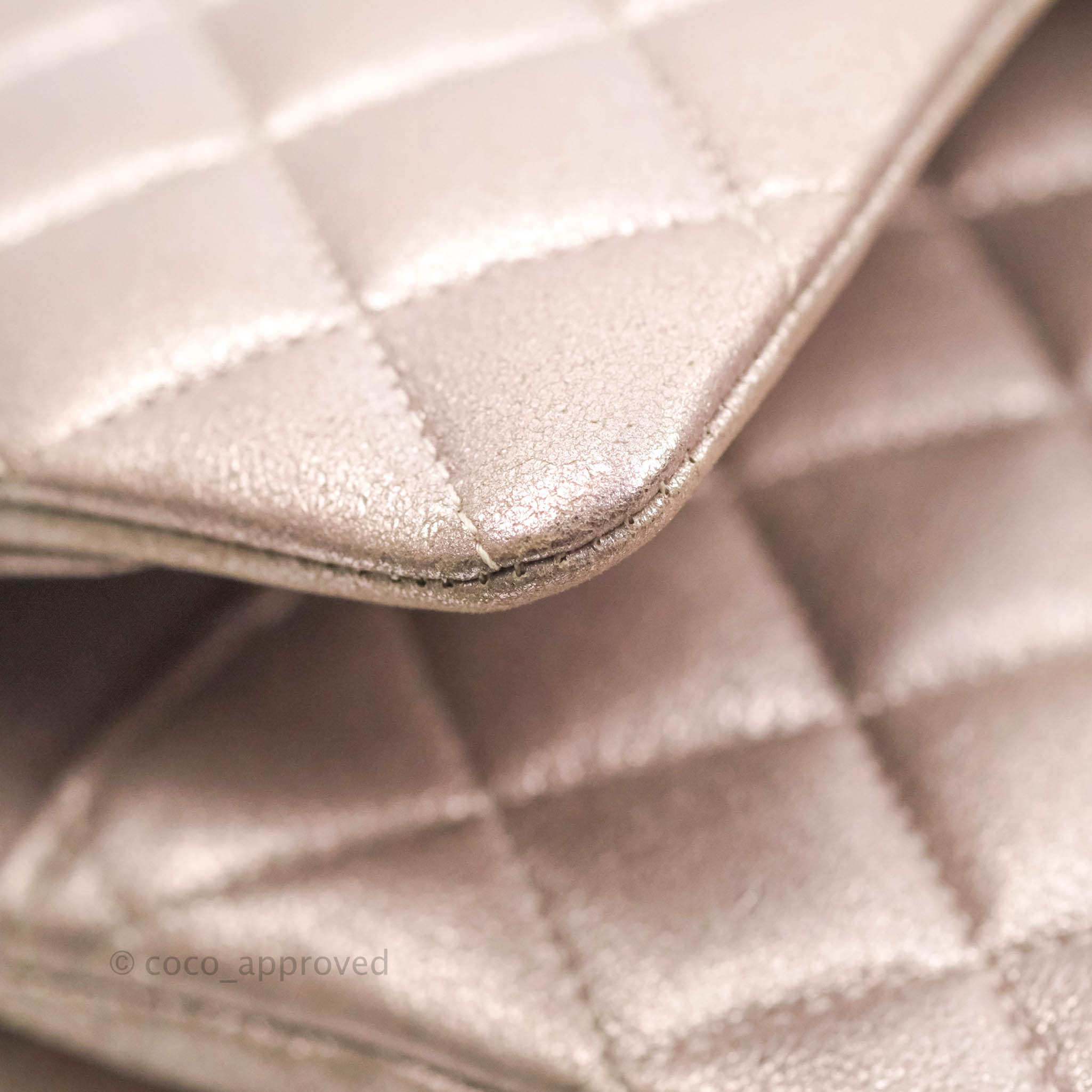 Chanel Classic M/L Medium Double Flap Bag in Rose Gold Pink Lambskin with Gold Hardware - Luxury Handbag for Women, Perfect for Parties, Weddings & Special Occasions