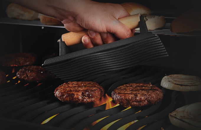 Napoleon 56056 Cast Iron Chef's Press - Heavy Duty Grill Weight for Steaks, Burgers & Paninis - Perfect for BBQ, Grilling & Indoor Cooking