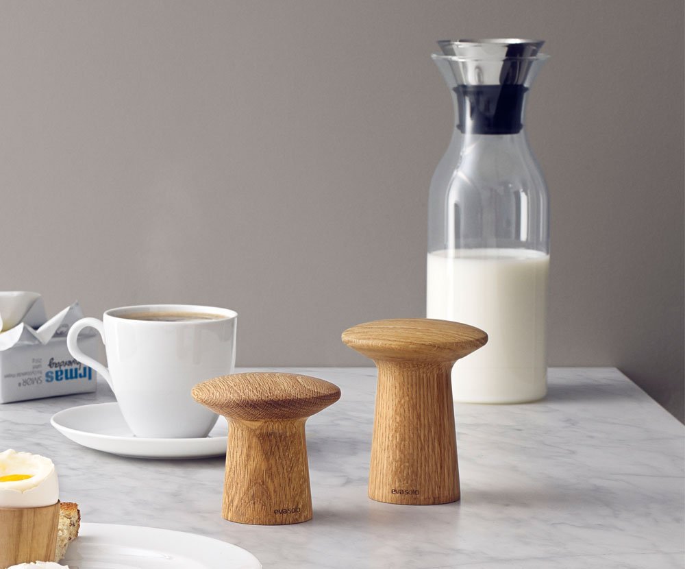 Premium EVA SOLO Oak Salt and Pepper Grinder Set with CrushGrind Ceramic Mechanism - 25 Year Warranty - Perfect for Kitchen, Dining Table & Gourmet Cooking