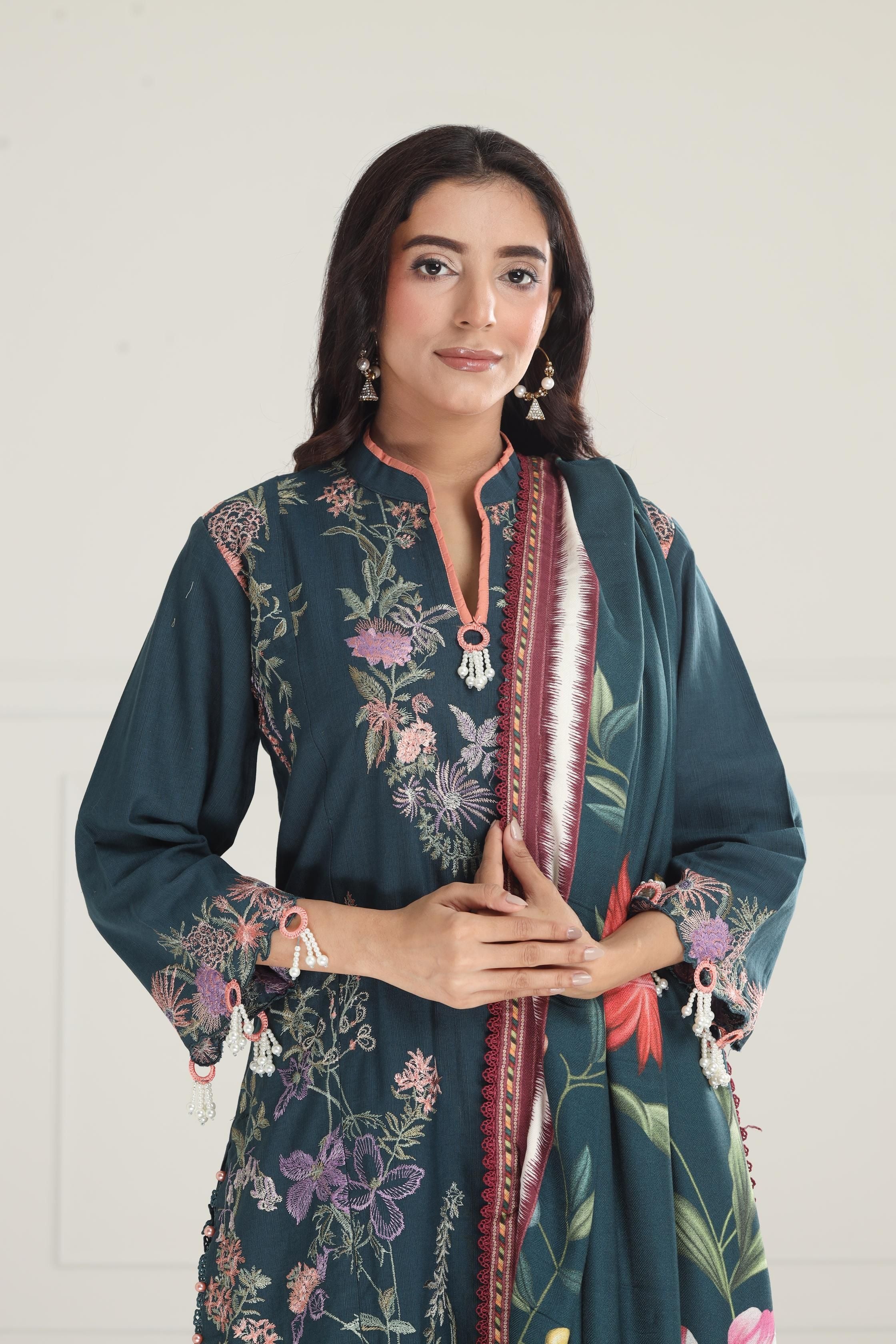 Sana Safinaz Muzlin Winter Stitched Suits - Designer 2B Collection | Elegant Winter Wear for Women | Perfect for Parties, Weddings & Formal Events