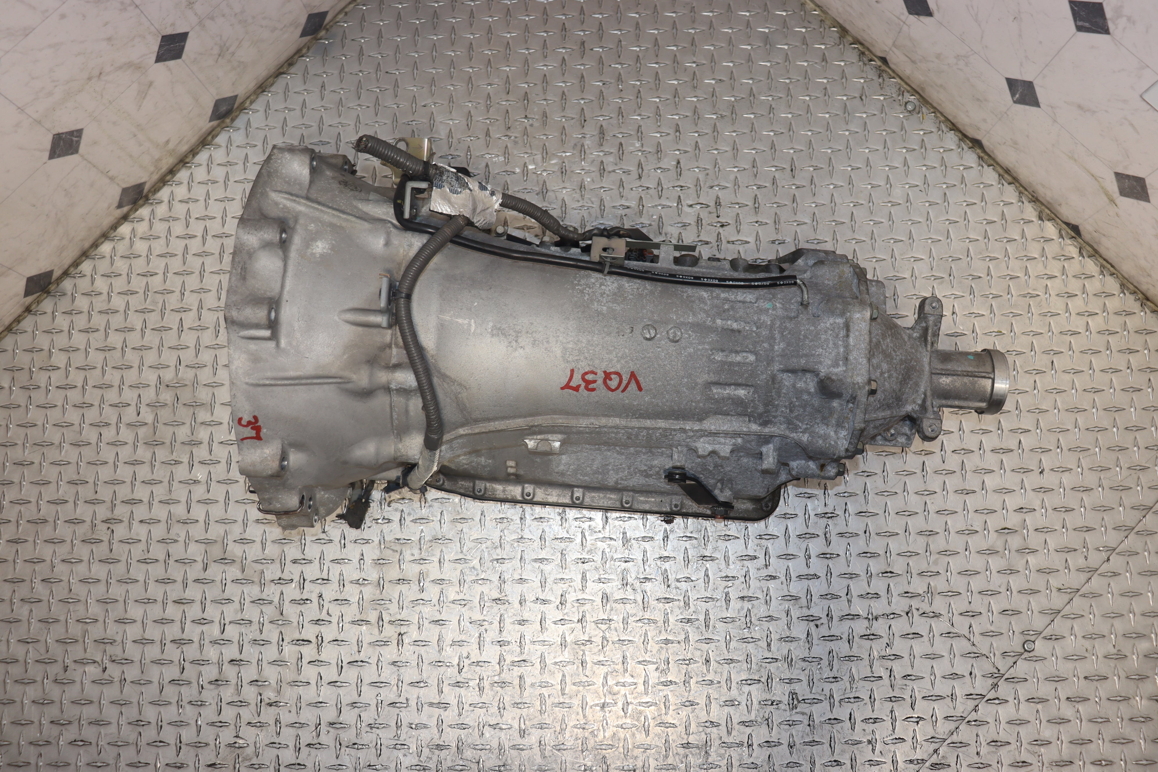 JDM VQ37 7-Speed Automatic Transmission for Infiniti Q70 (2014-2018), Q50/Q60 (2014-2015), G37 (2008-2013) & Nissan 370Z (2009-2019) - High Performance Replacement Part for Smooth Gear Shifting