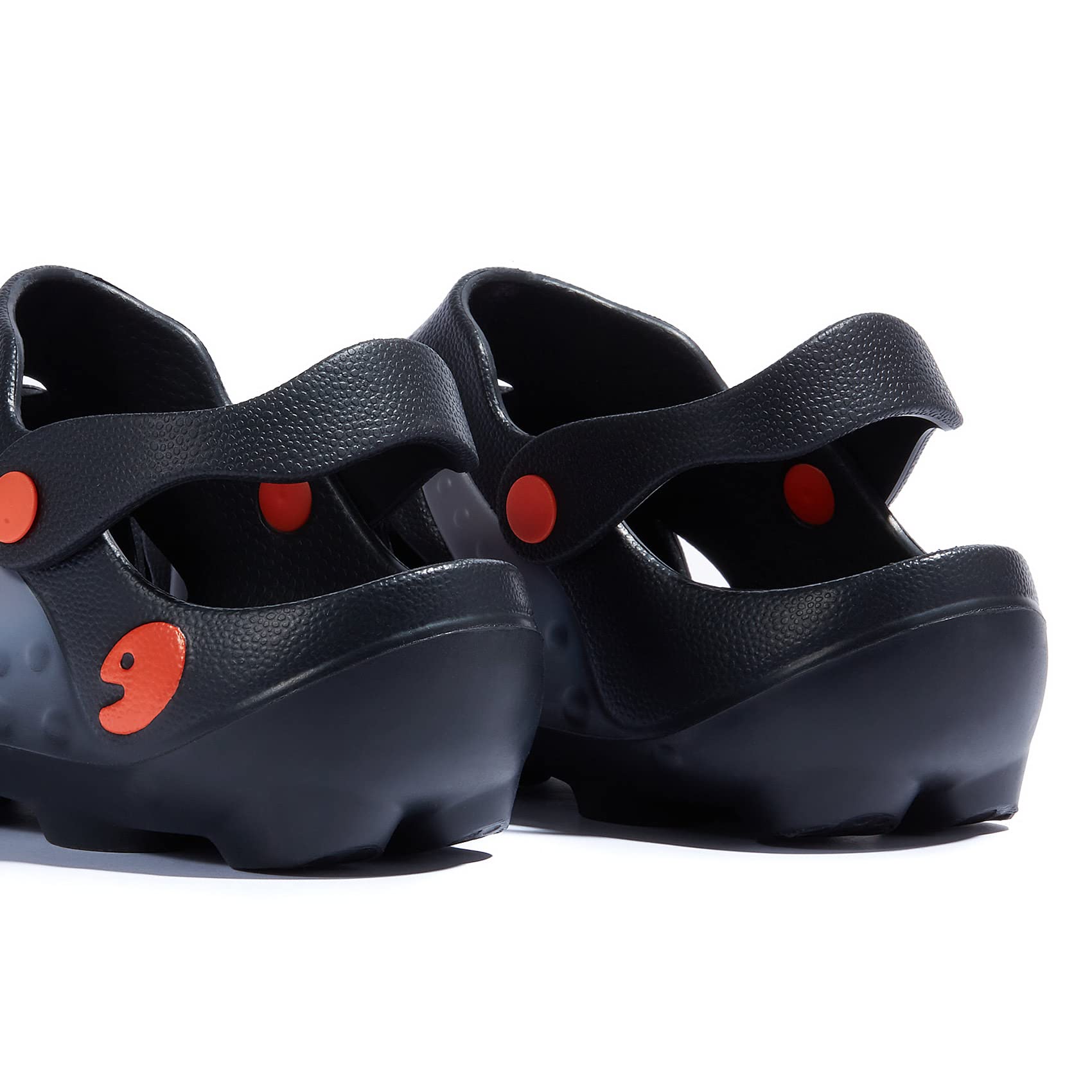 UIN Men's Slip-On Clog Shoes - Comfortable Garden, Beach & Outdoor Slippers with Octopus Design - Perfect for Gardening, Beach Walks and Casual Wear
