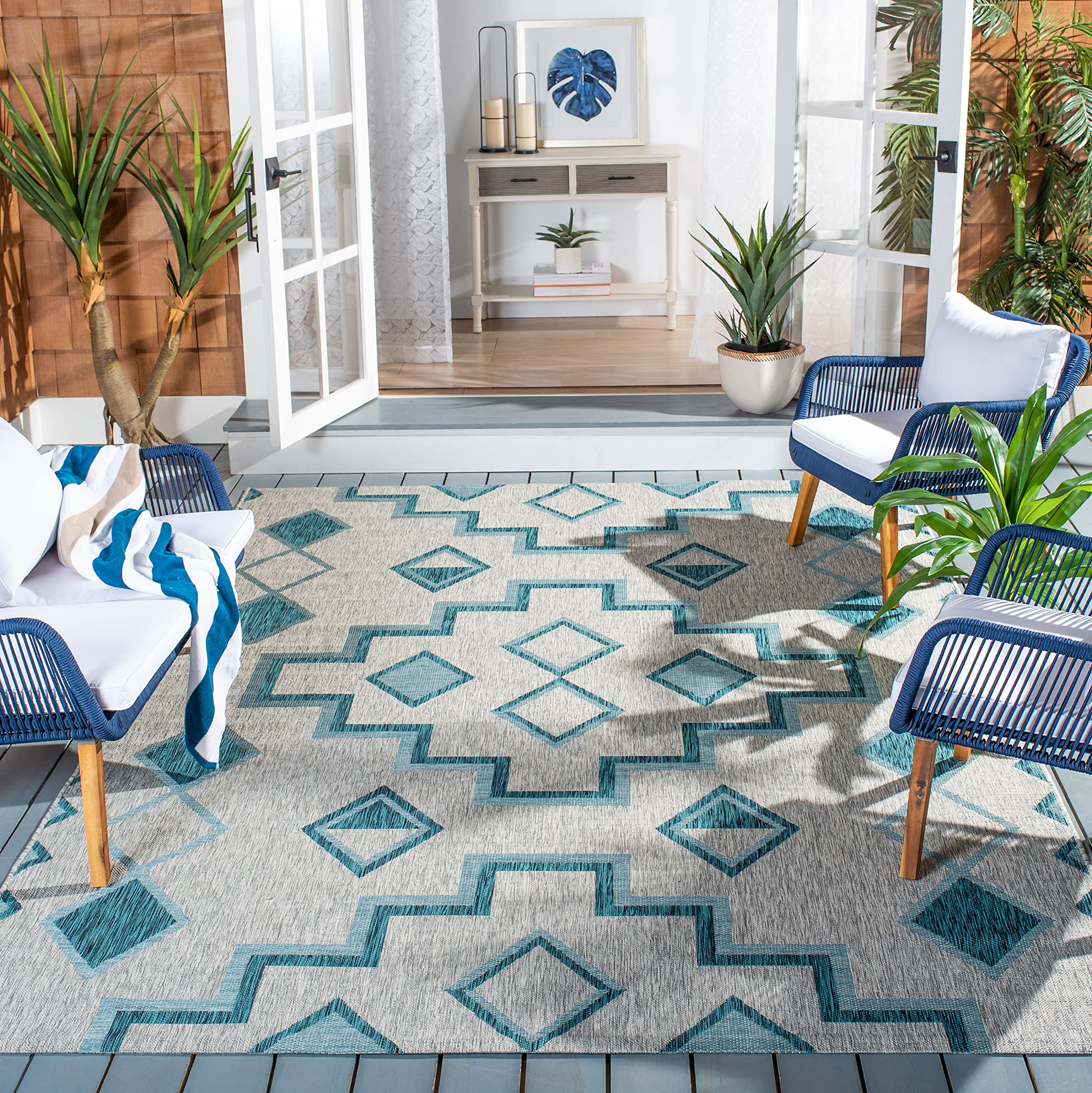 SAFAVIEH Courtyard Collection 6'7