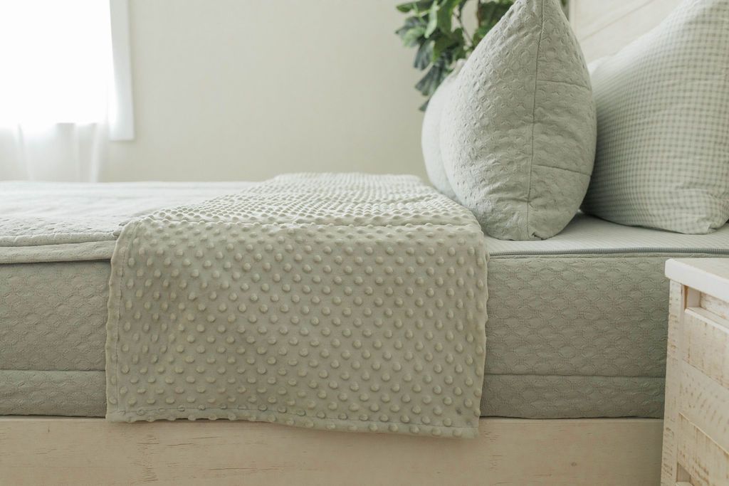 Chloe Luxe Beddy's - Ultra Soft & Cozy Bedding Set for Women & Girls | Perfect for Winter Nights, Sleepovers & Relaxation